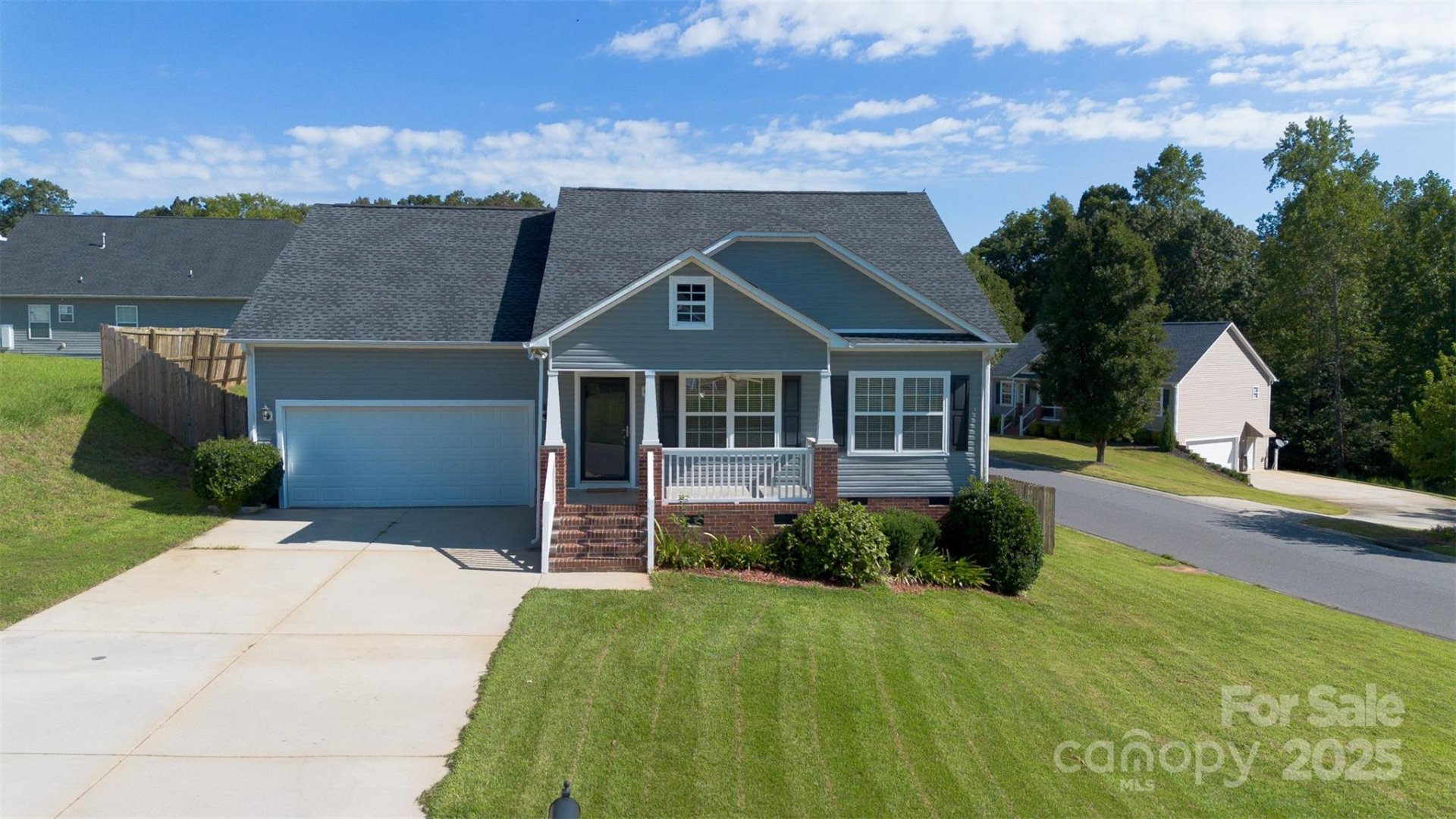 835 Holdcroft Lane