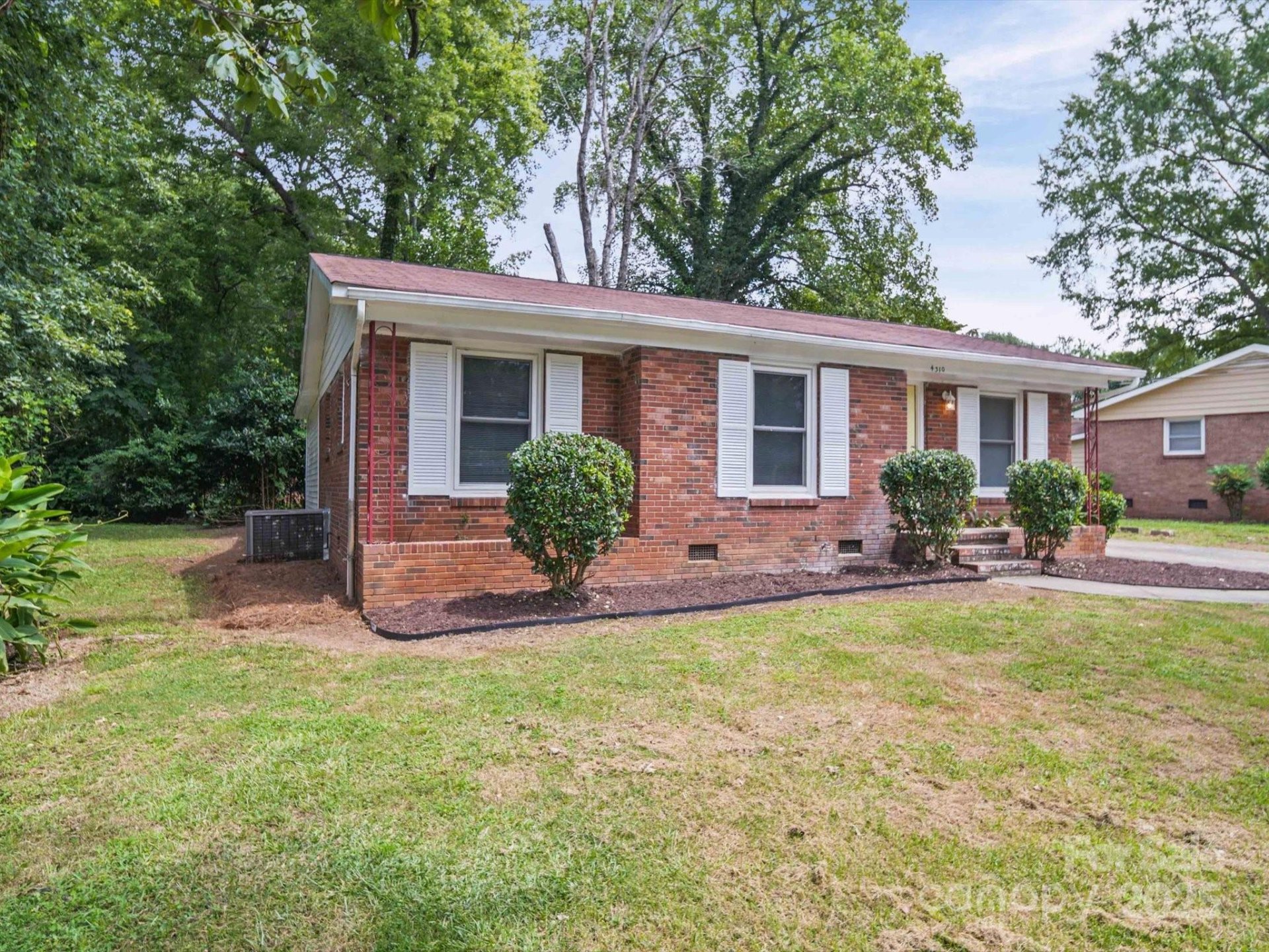 Property image 4 at 4310 Toluca Place, Charlotte, NC 28208