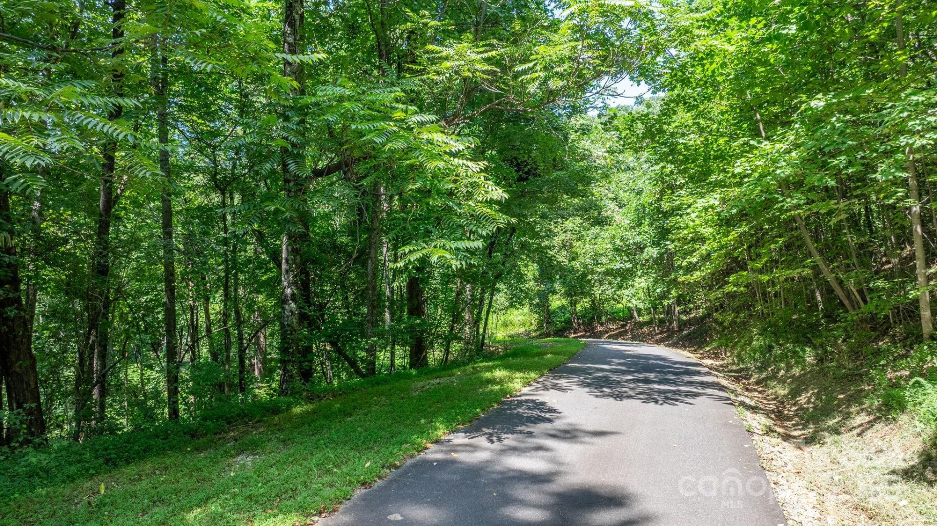 Tbd Mountain Crest Drive