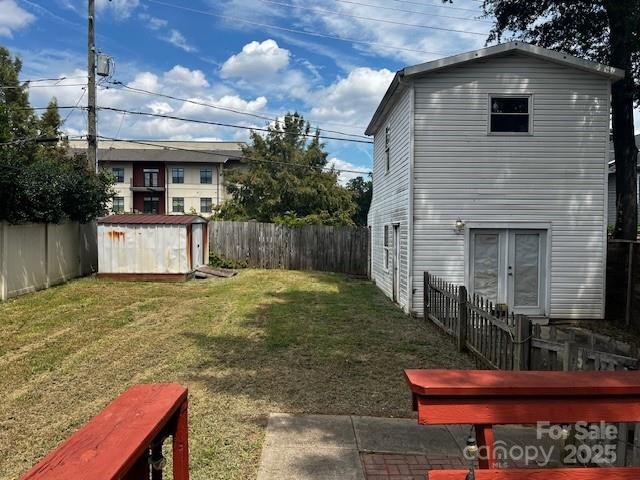 Property image 5 at 2629 Commonwealth Avenue, Charlotte, NC 28205