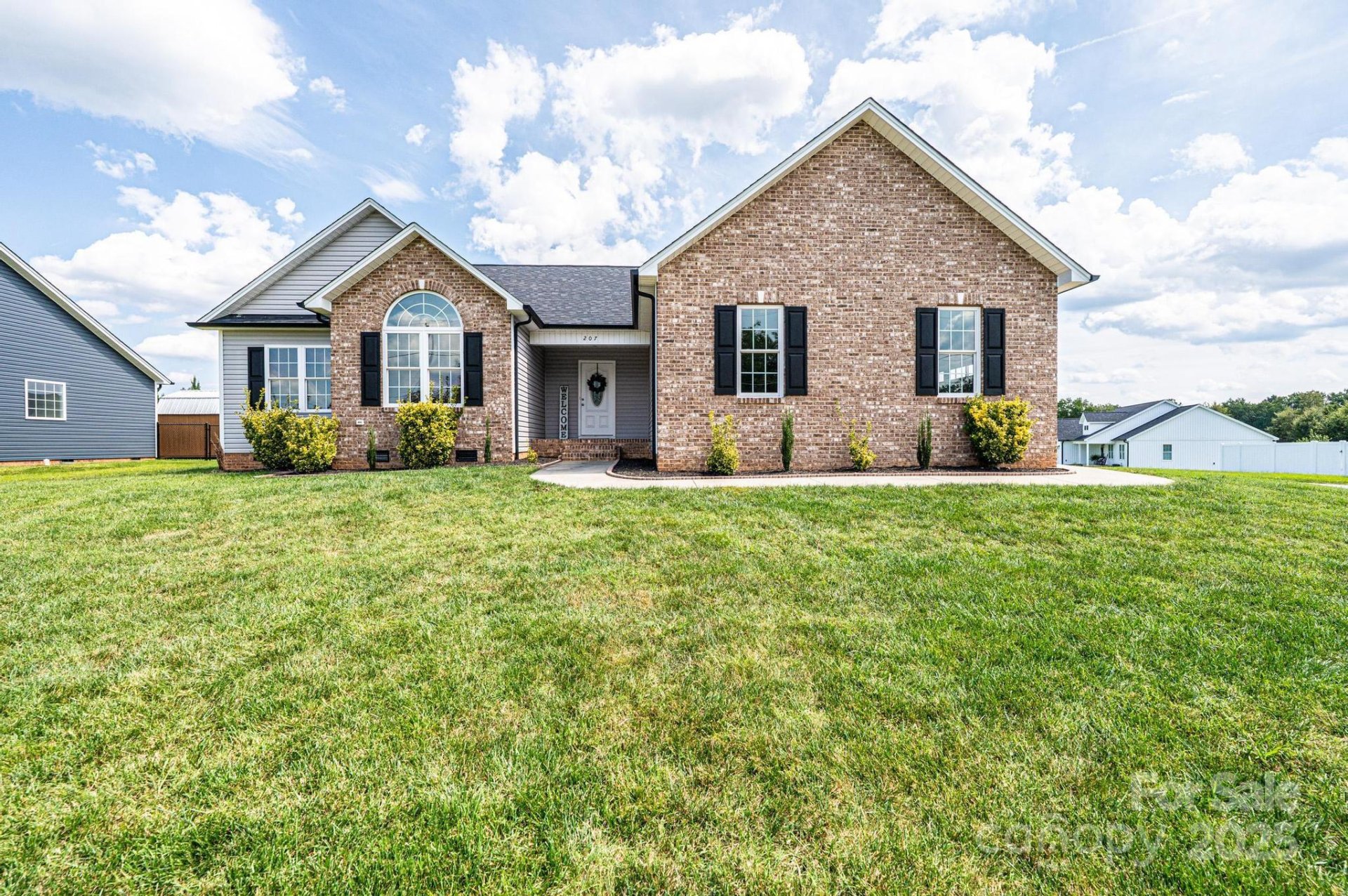 Property image 1 at 207 S 5th Avenue, Maiden, NC 28650