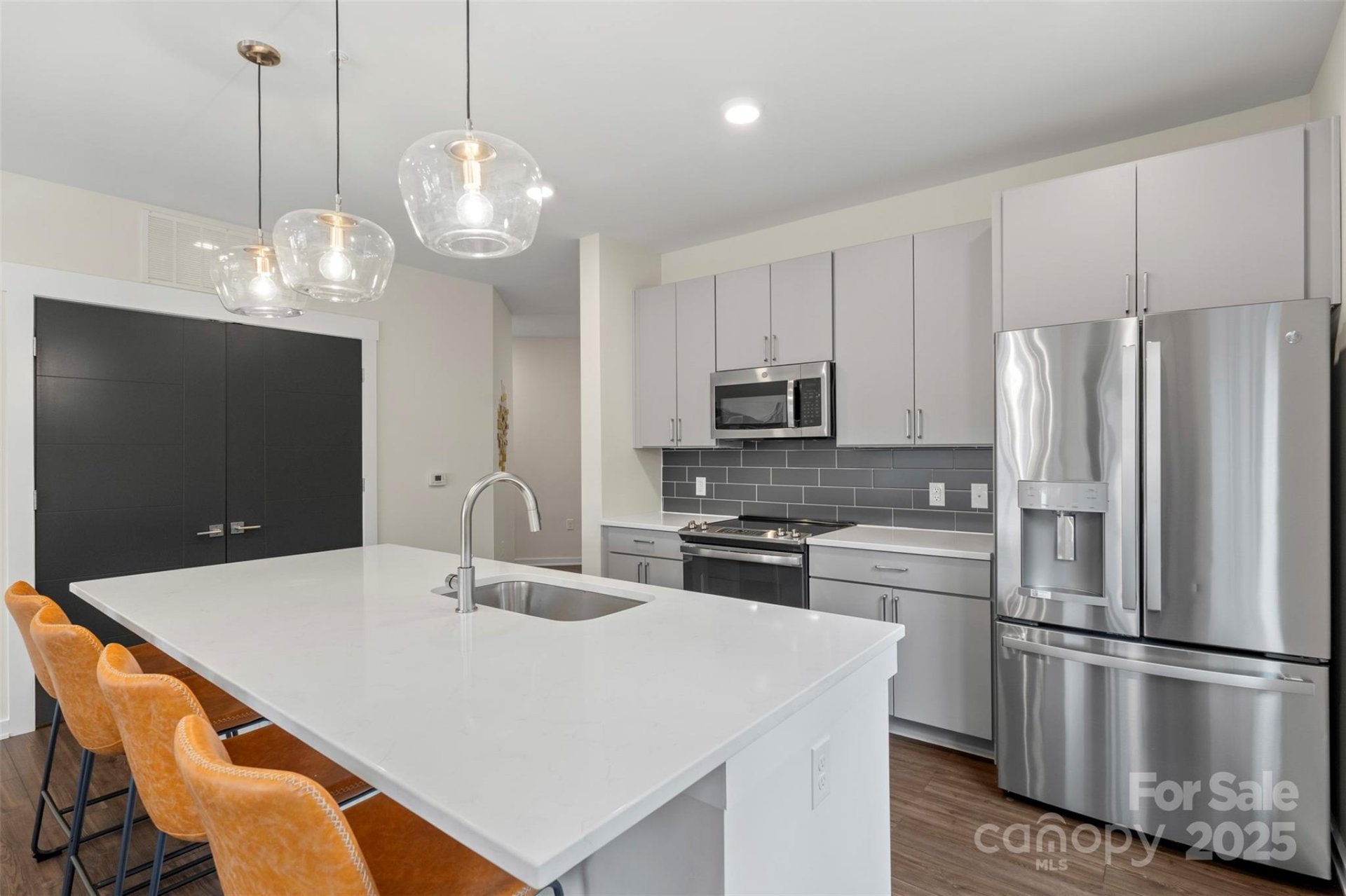 Property image 3 at 3630 N Davidson Street, Charlotte, NC 28205