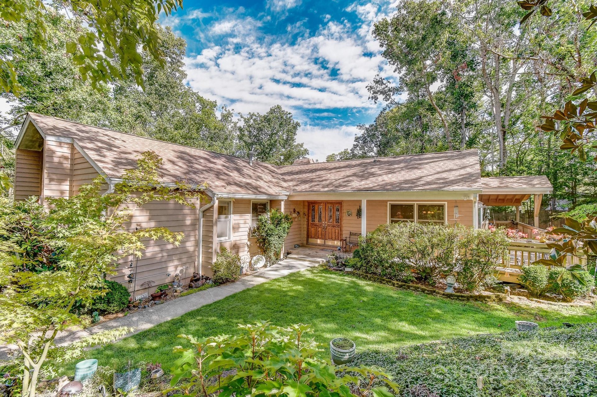 75 S Black Oak Drive