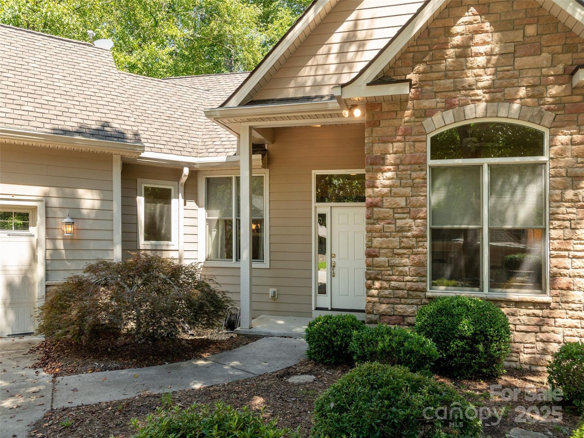 Property image 3 at 17 High Park Court, Hendersonville, NC 28791