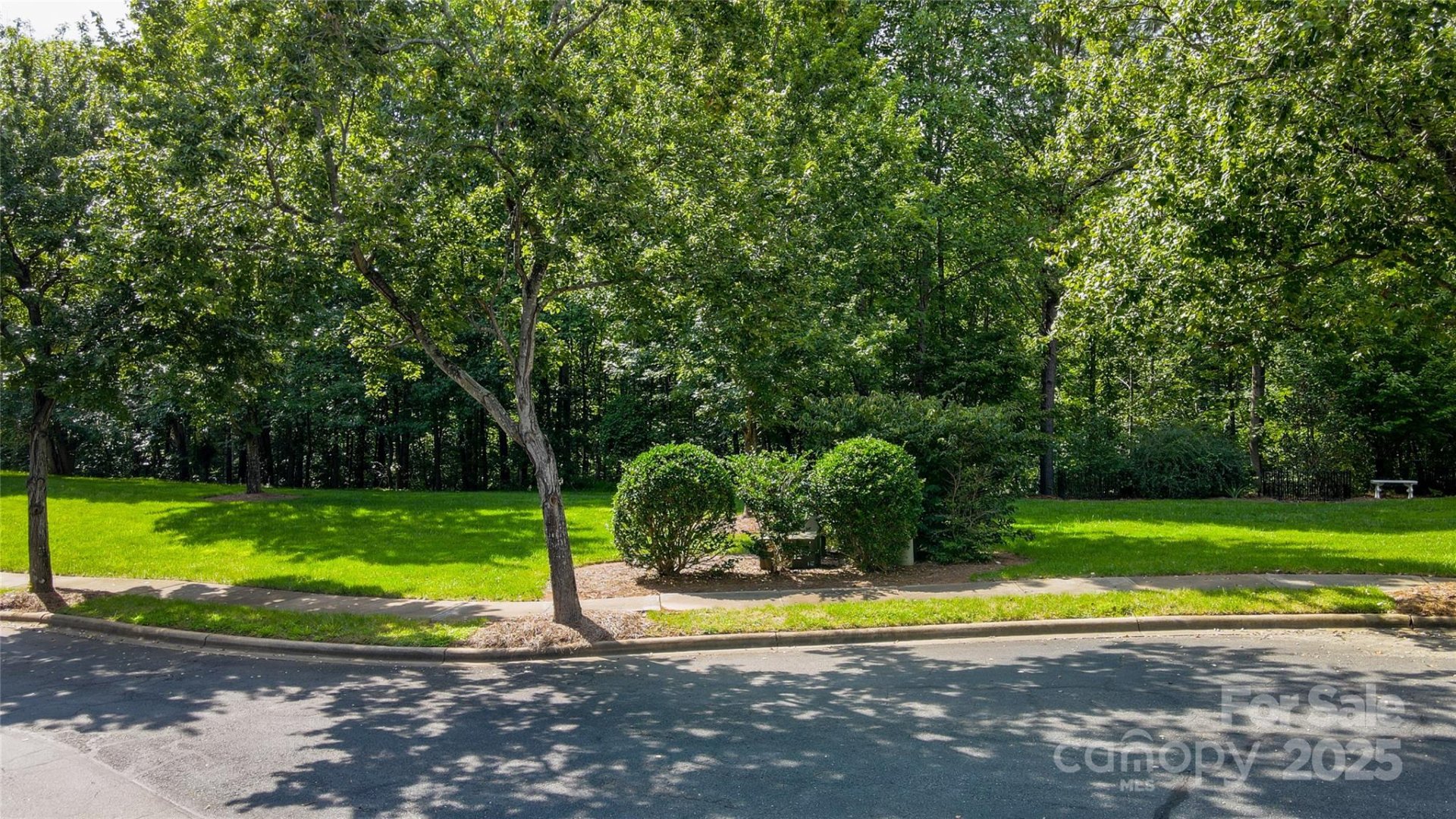 13004 Park Crescent Circle