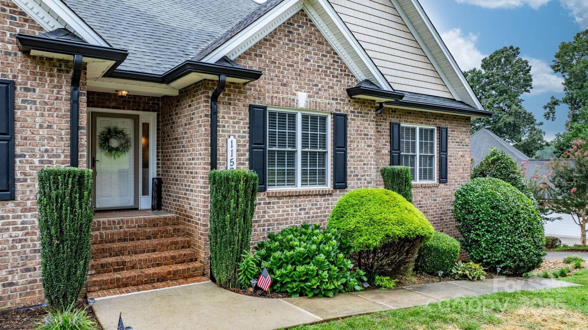 Property image 2 at 1158 Waterford Drive, Hickory, NC 28602