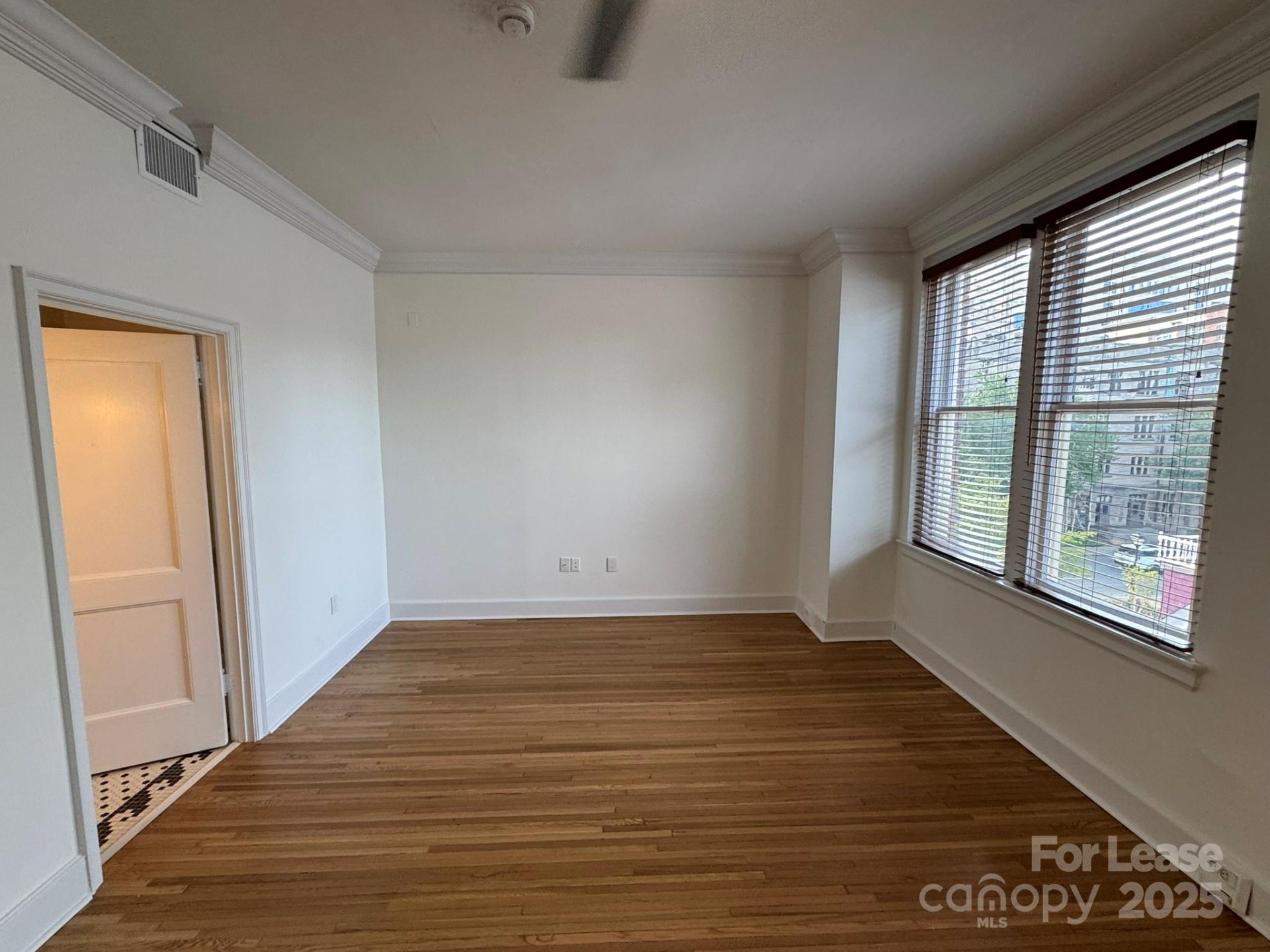 Property image 3 at 515 N Church Street, Charlotte, NC 28202