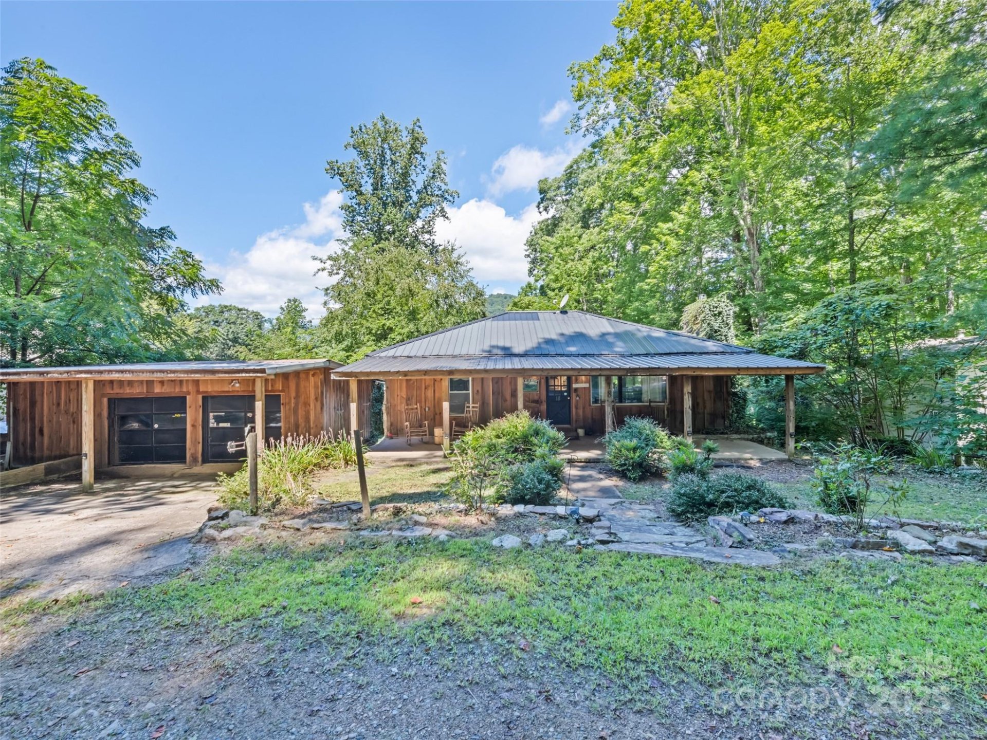 18 Oak Drive
