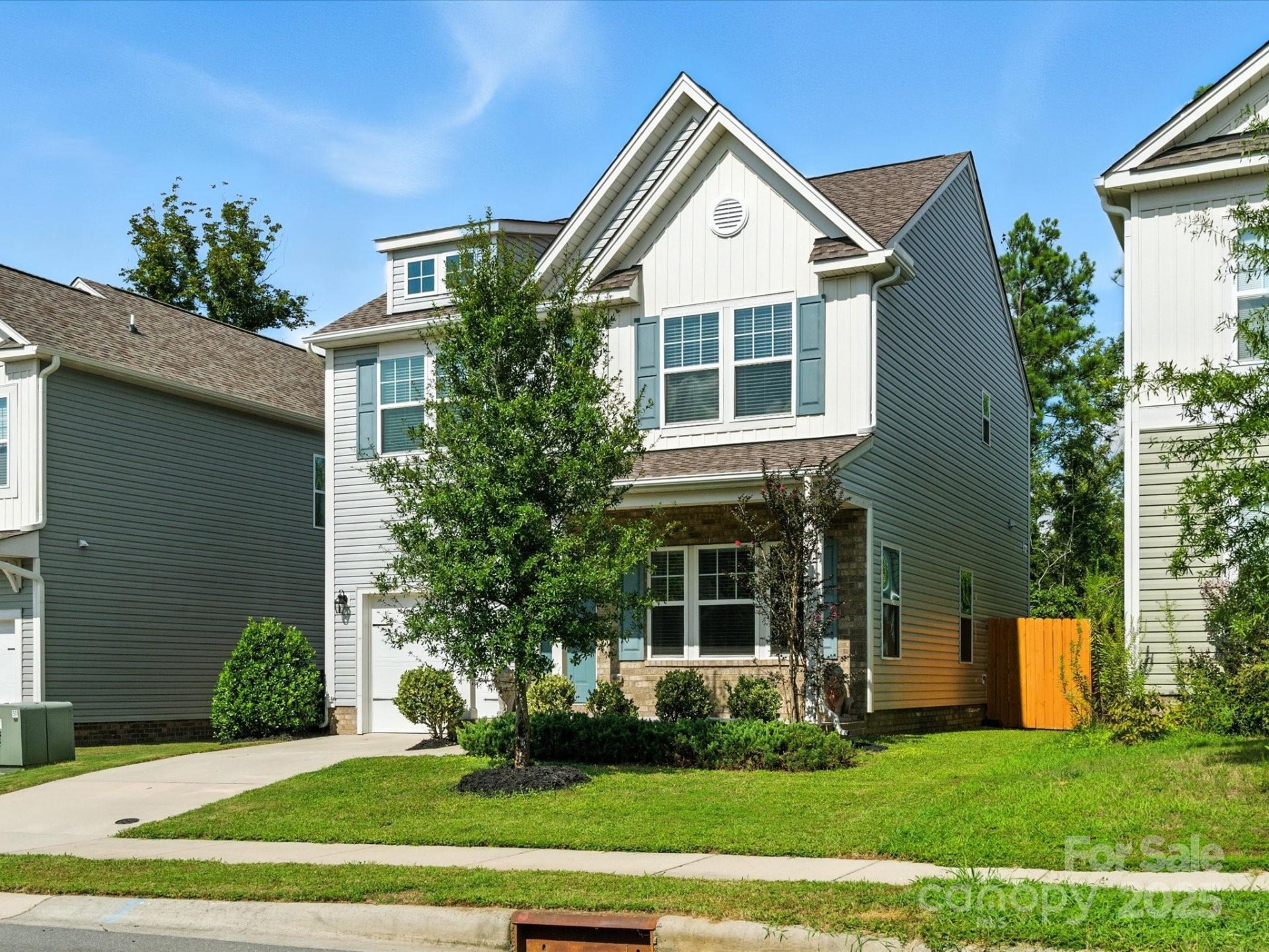 940 Von Buren Boulevard