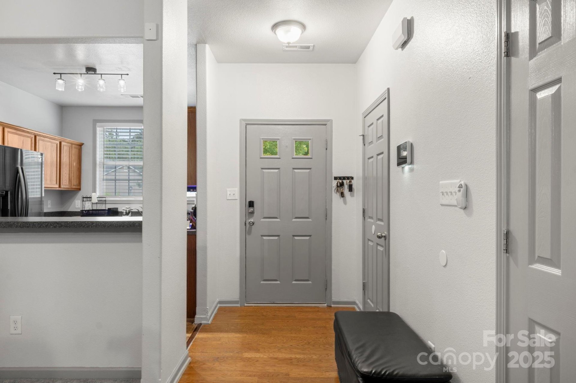 Property image 3 at 8211 Carob Tree Lane, Charlotte, NC 28215
