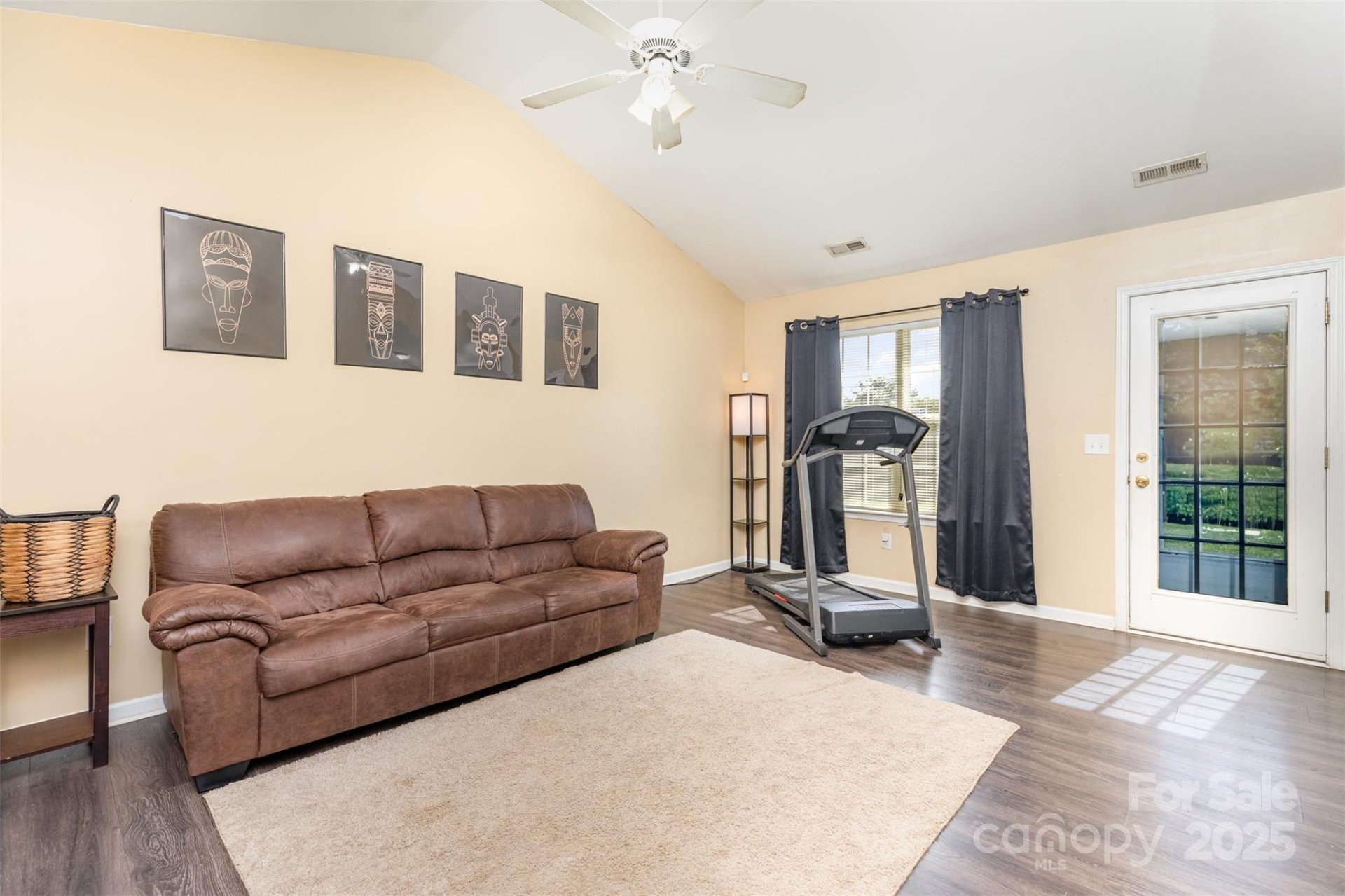 Property image 3 at 8045 Mcgarry Trail, Charlotte, NC 28214