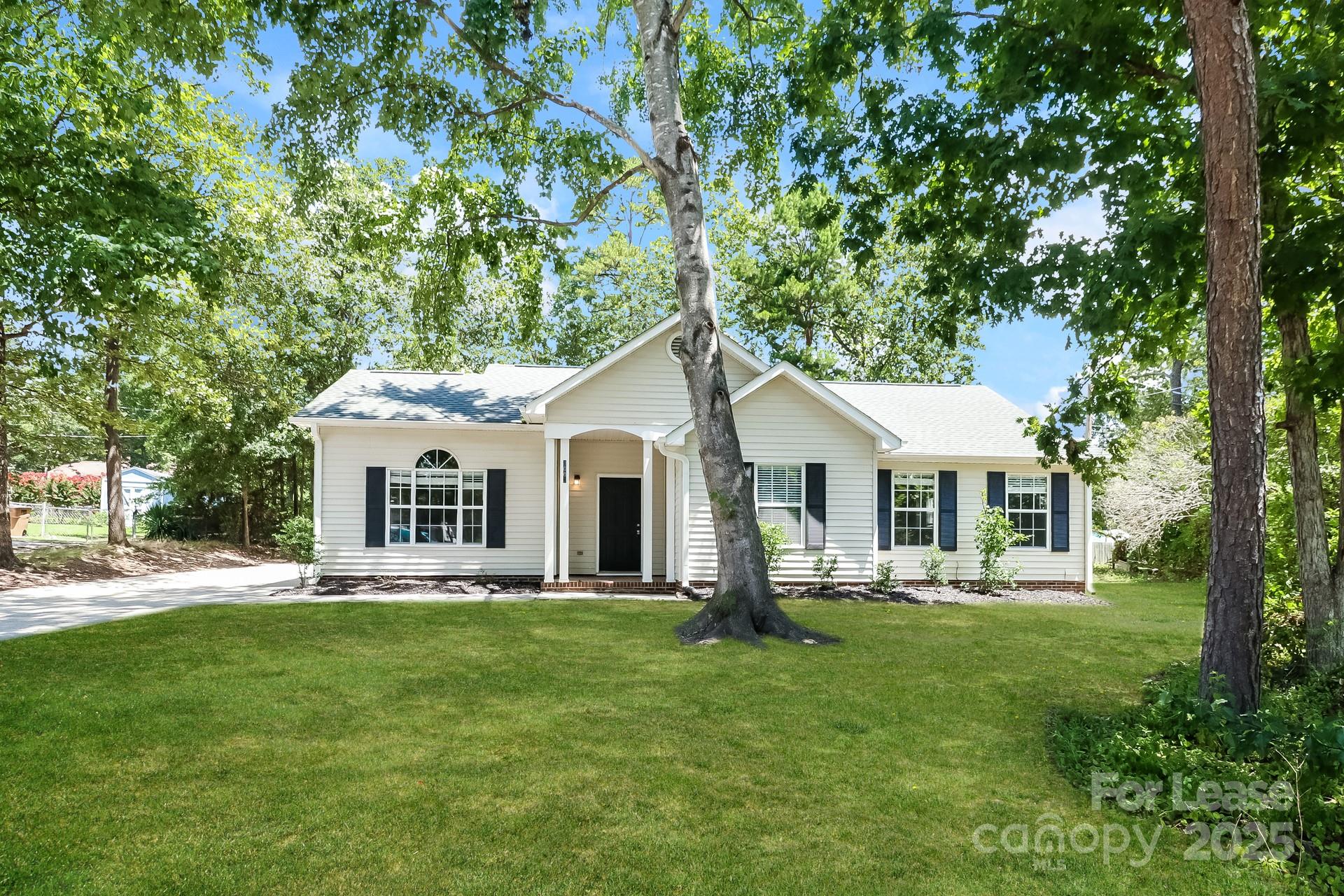 8002 Tuckaway Court