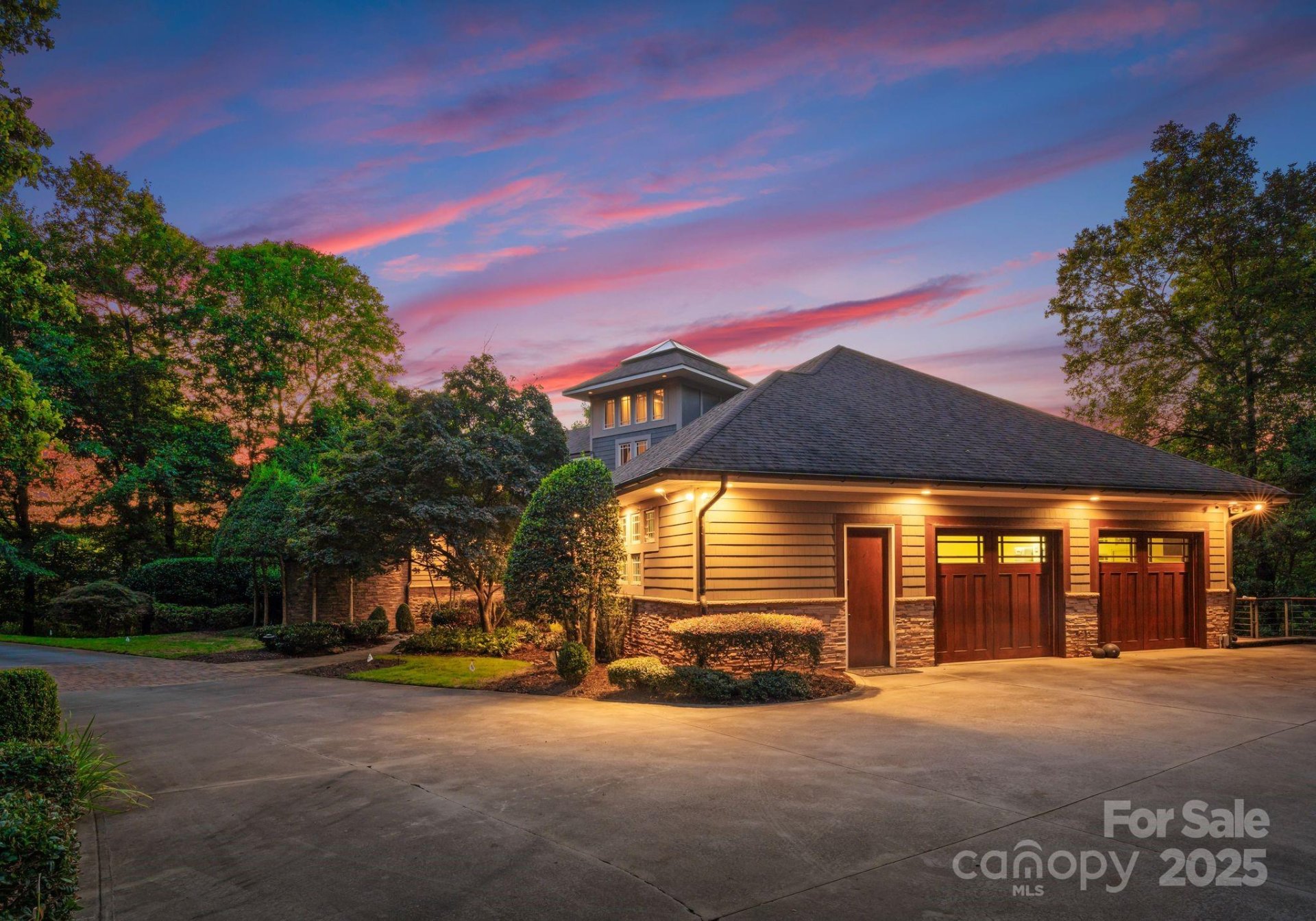 Property image 3 at 10310 Wildlife Road, Charlotte, NC 28278