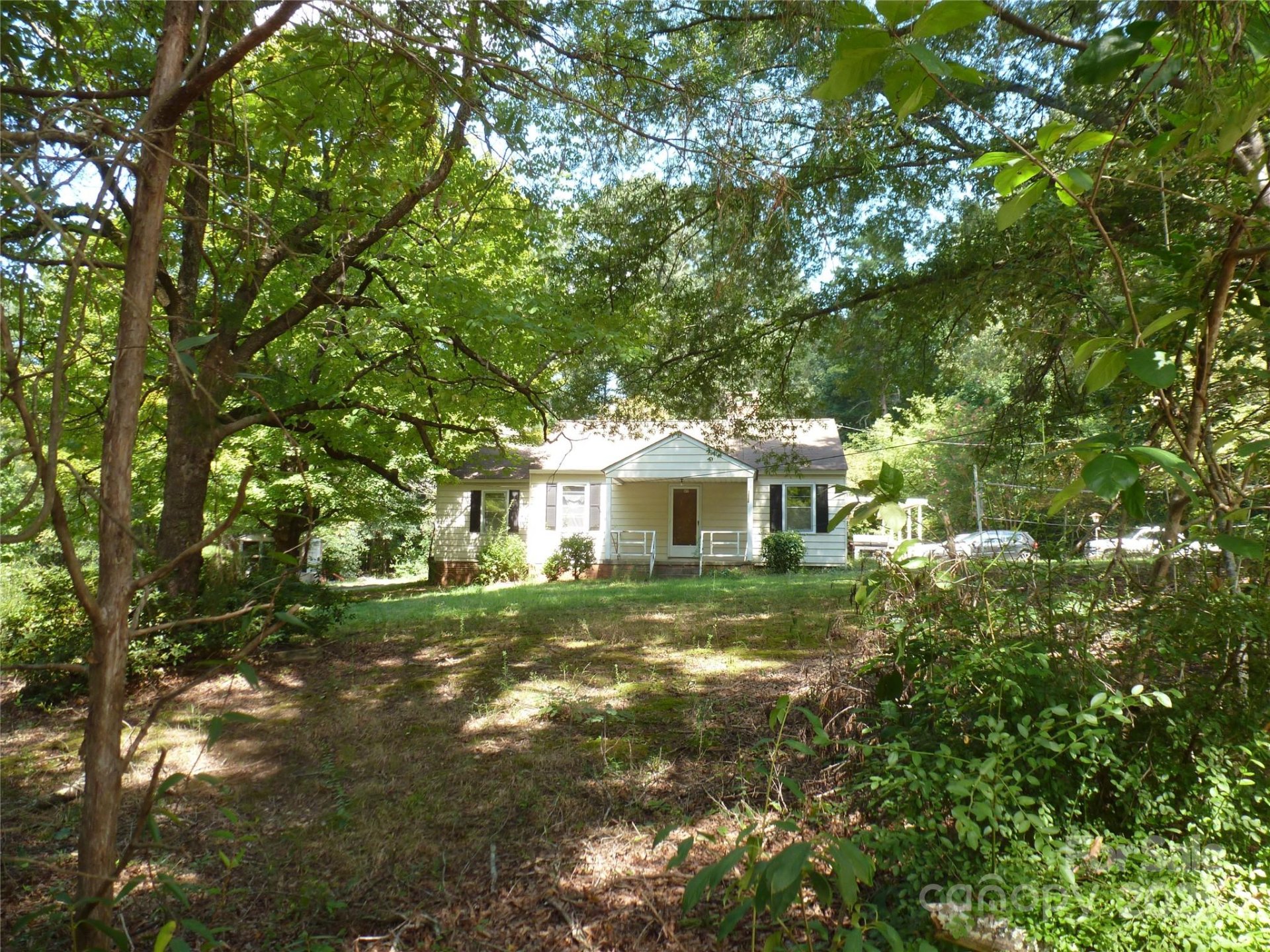 Property image 2 at 1007 Old Thompson Avenue, Lancaster, SC 29720