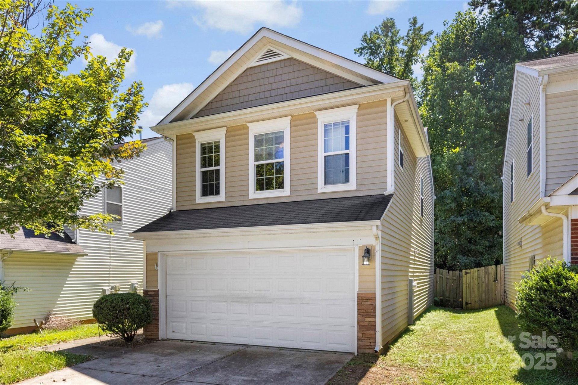 Property image 2 at 2415 Cairns Mill Court, Charlotte, NC 28269