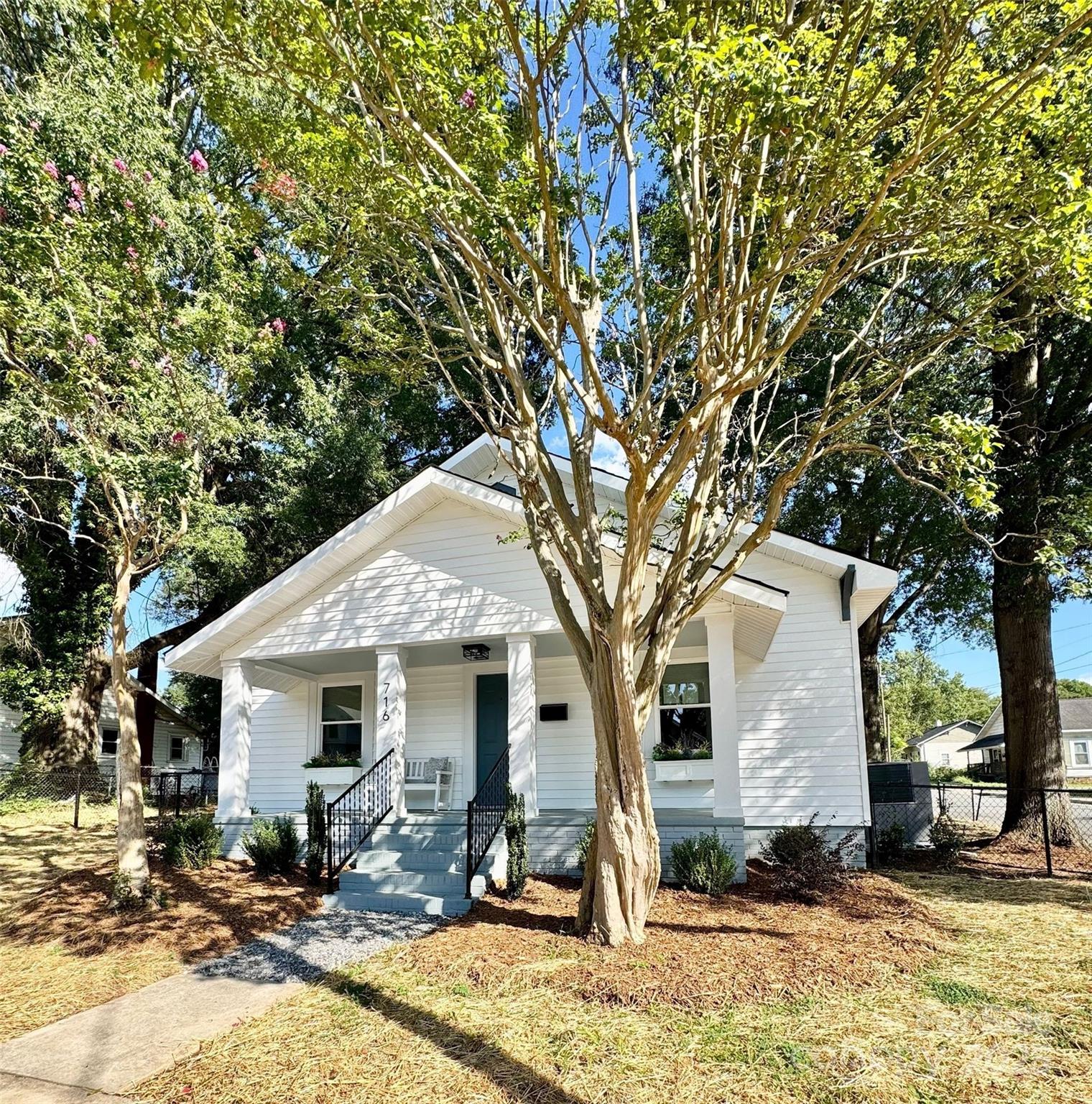 Property image 5 at 716 Spruce Street, Mooresville, NC 28115