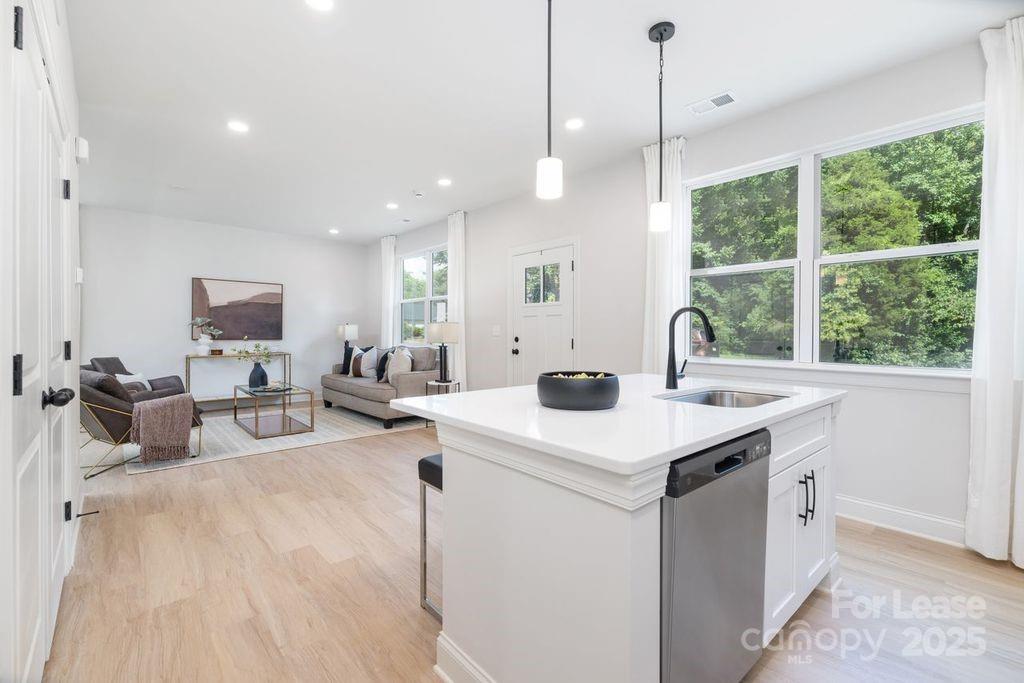 Property image 4 at 6323 Carver Boulevard, Charlotte, NC 28269