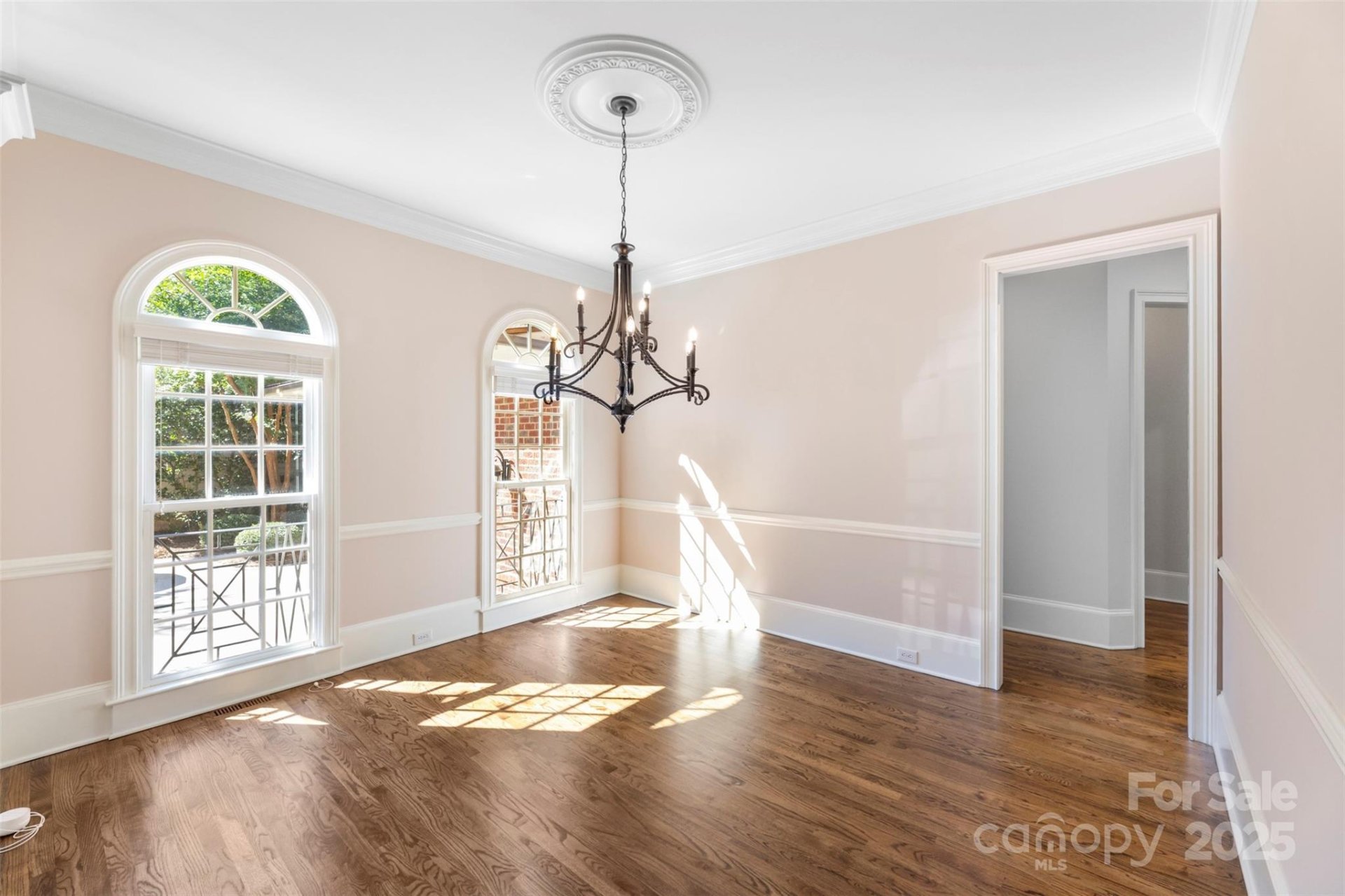 Property image 4 at 8928 Heydon Hall Circle, Charlotte, NC 28210