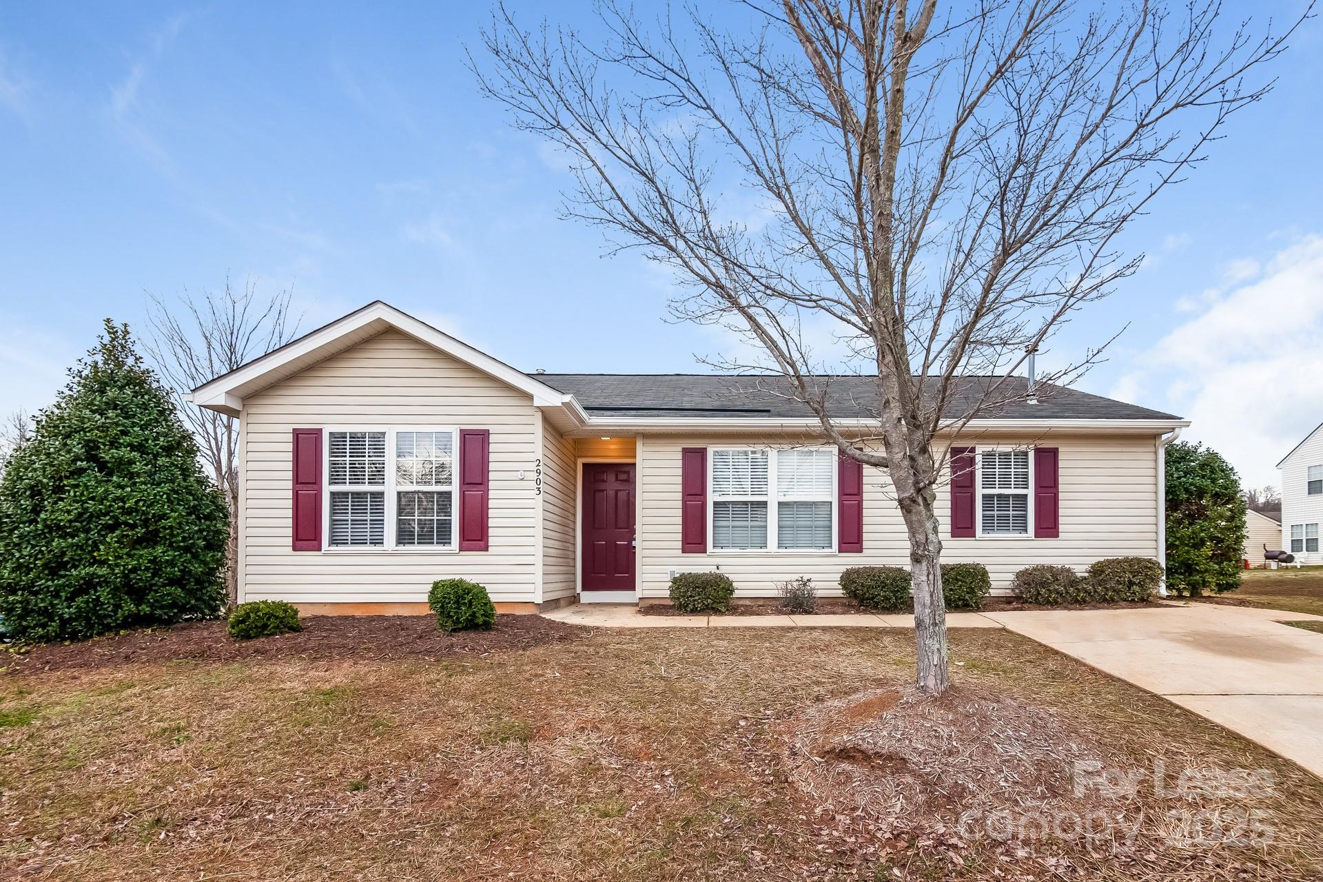 2903 Fairglen Road