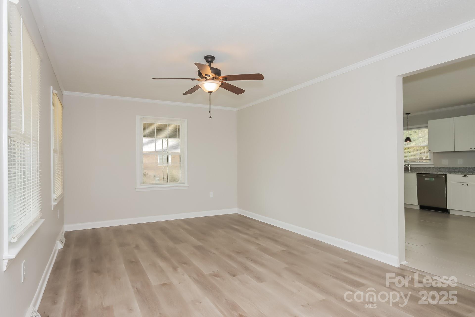 Property image 3 at 1135 Carolina Circle, Statesville, NC 28677