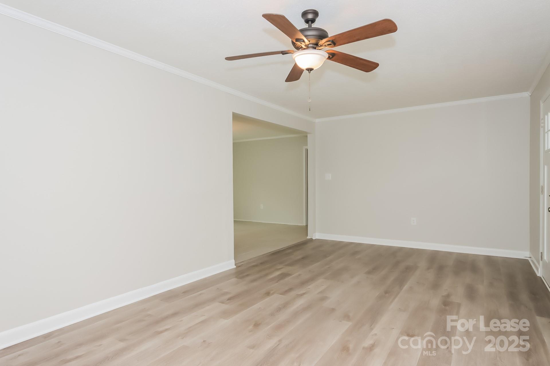 Property image 4 at 1135 Carolina Circle, Statesville, NC 28677