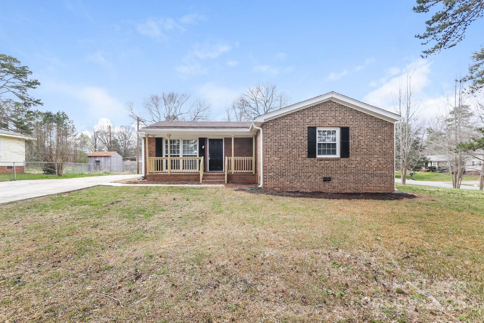 319 Cedarwood Lane