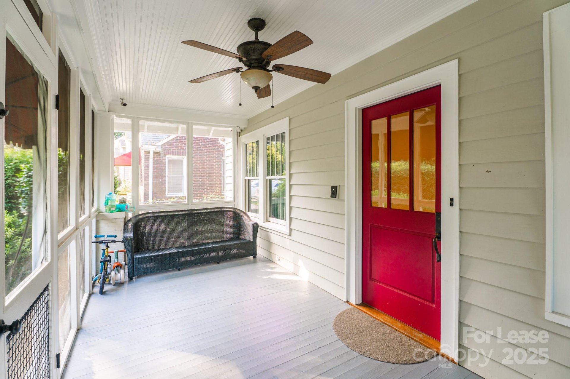 Property image 4 at 1716 Lombardy Circle, Charlotte, NC 28203