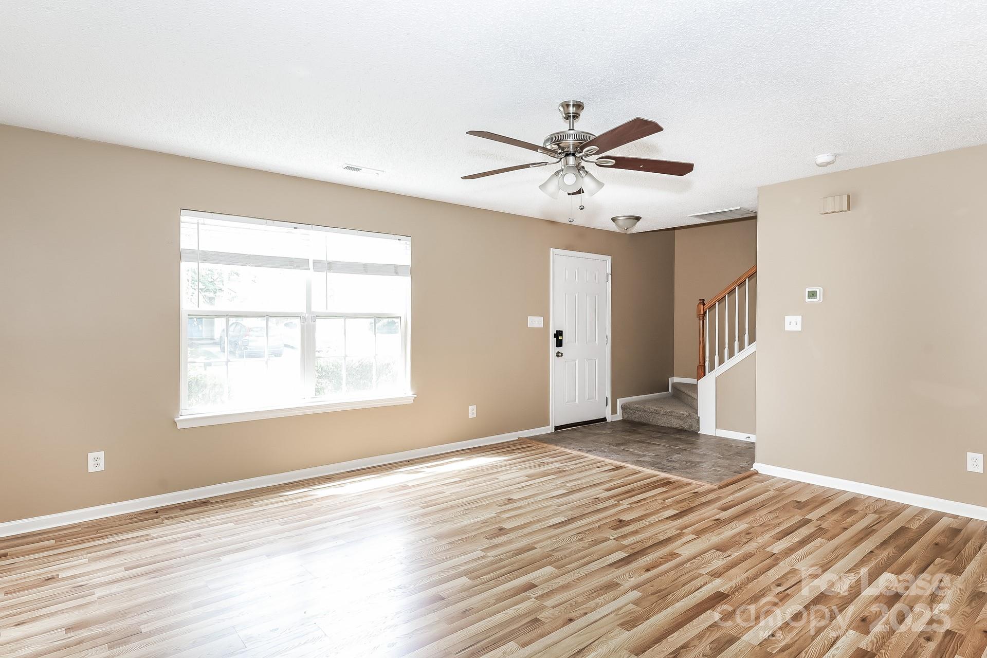 Property image 3 at 2419 Fairstone Avenue, Charlotte, NC 28269