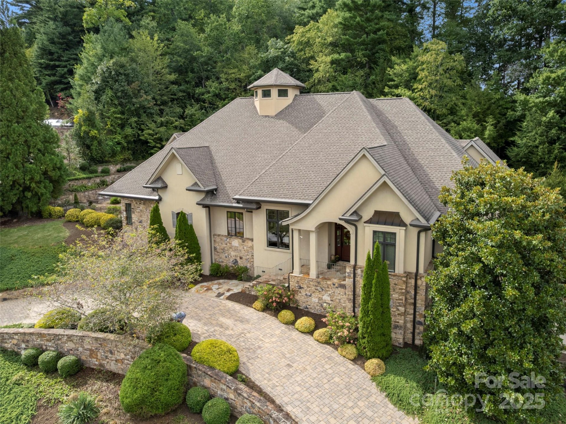 Creekside, Hendersonville Community