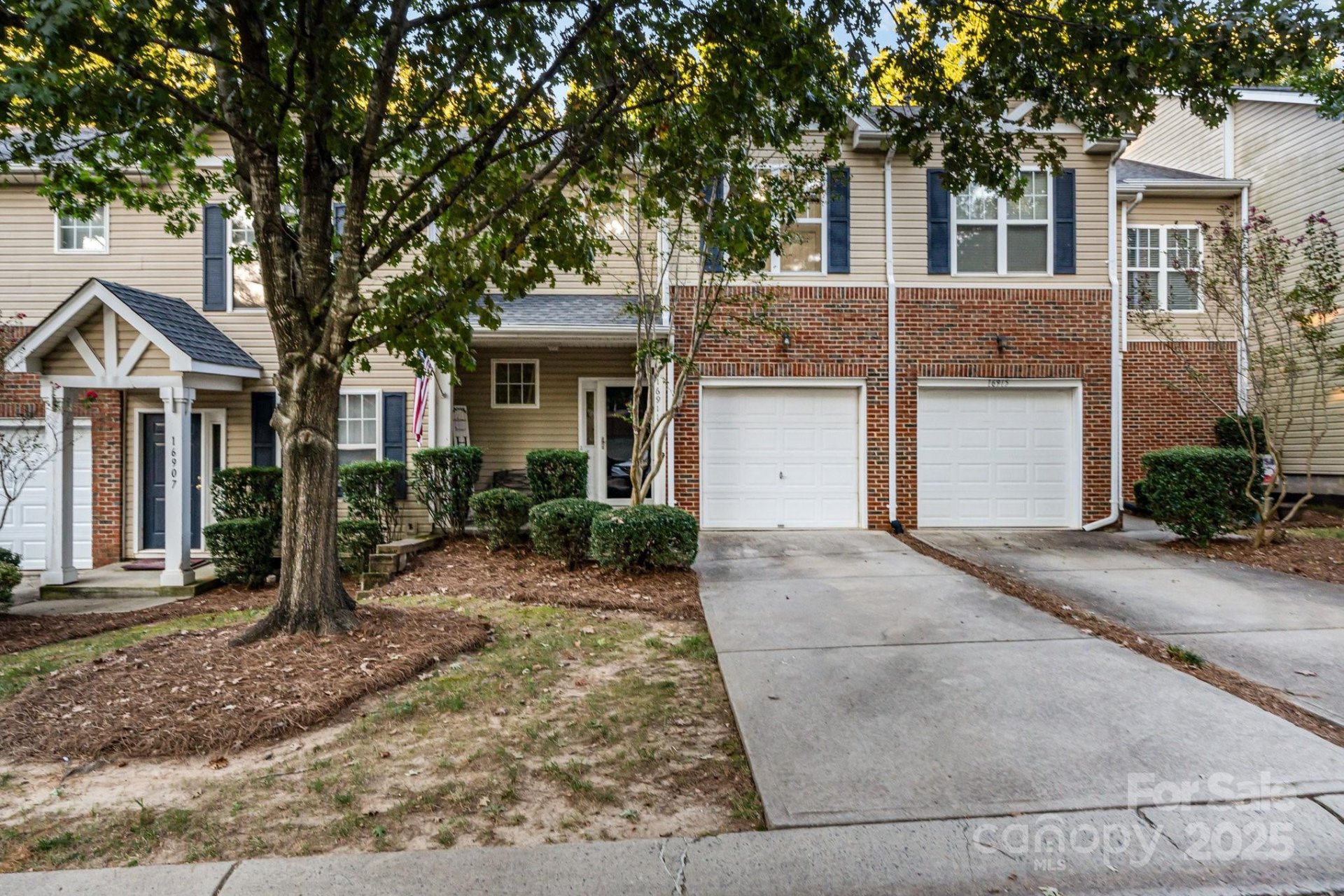Property at 16911 Commons Creek Drive, Charlotte, NC 28277
