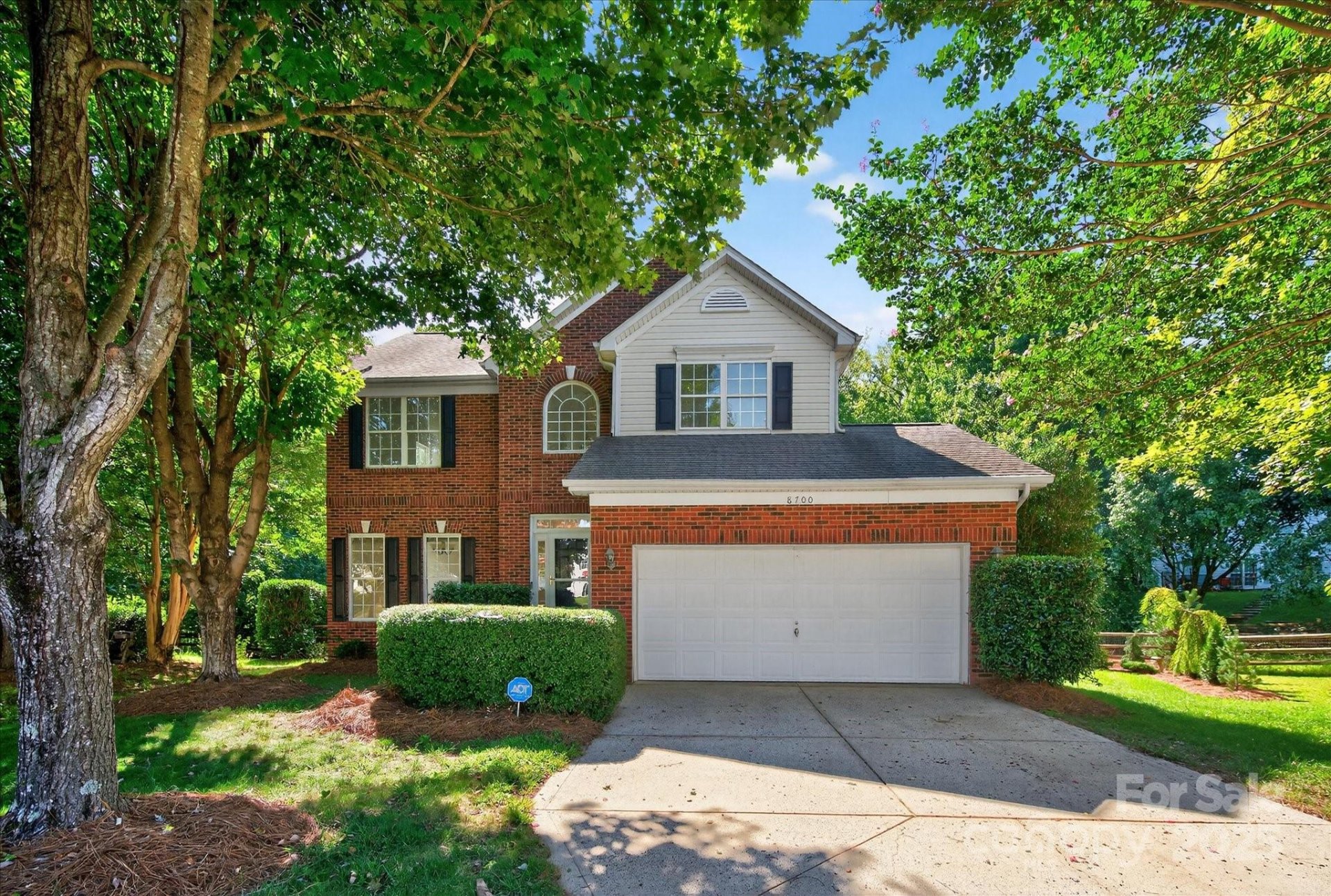 Property image 1 at 8700 Great Bear Court, Charlotte, NC 28269