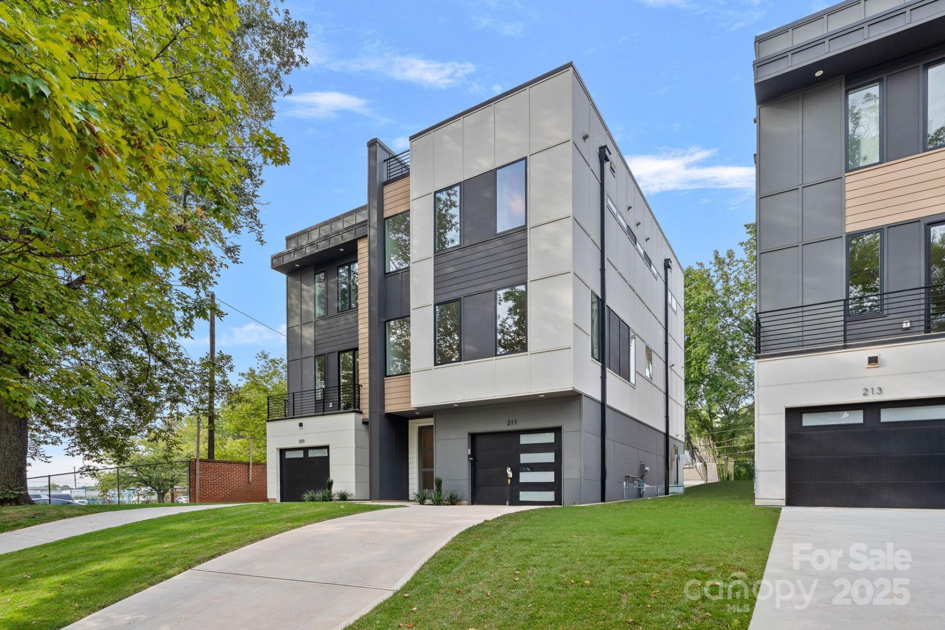 Property at 211 Keswick Avenue, Charlotte, NC 28206