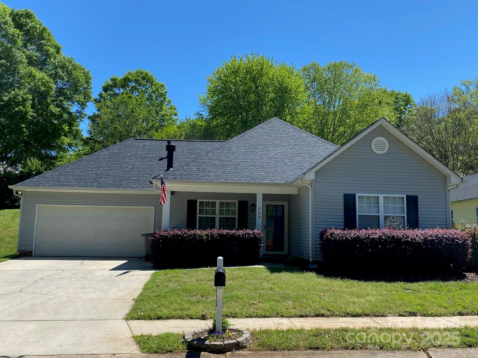 Property image 1 at 208 Howe Street, Belmont, NC 28012