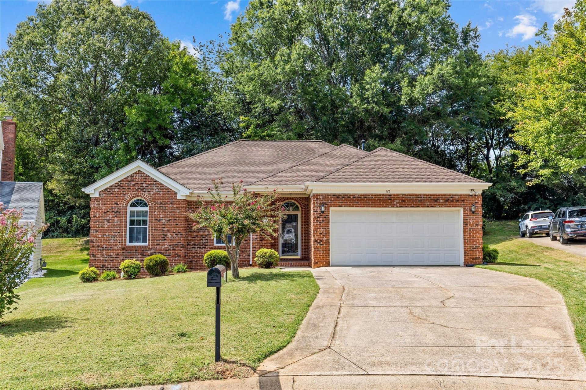 Property image 1 at 127 Lakewood Circle Drive, Mooresville, NC 28117