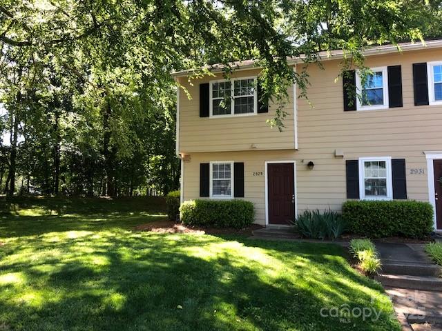 Property at 2929 Heathstead Place, Charlotte, NC 28210