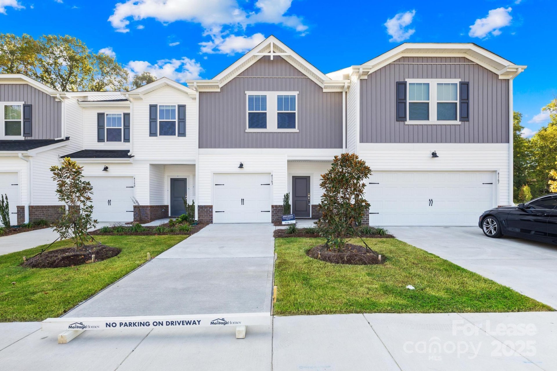 Property image 1 at 4163 Summit Woods Drive, Charlotte, NC 28216