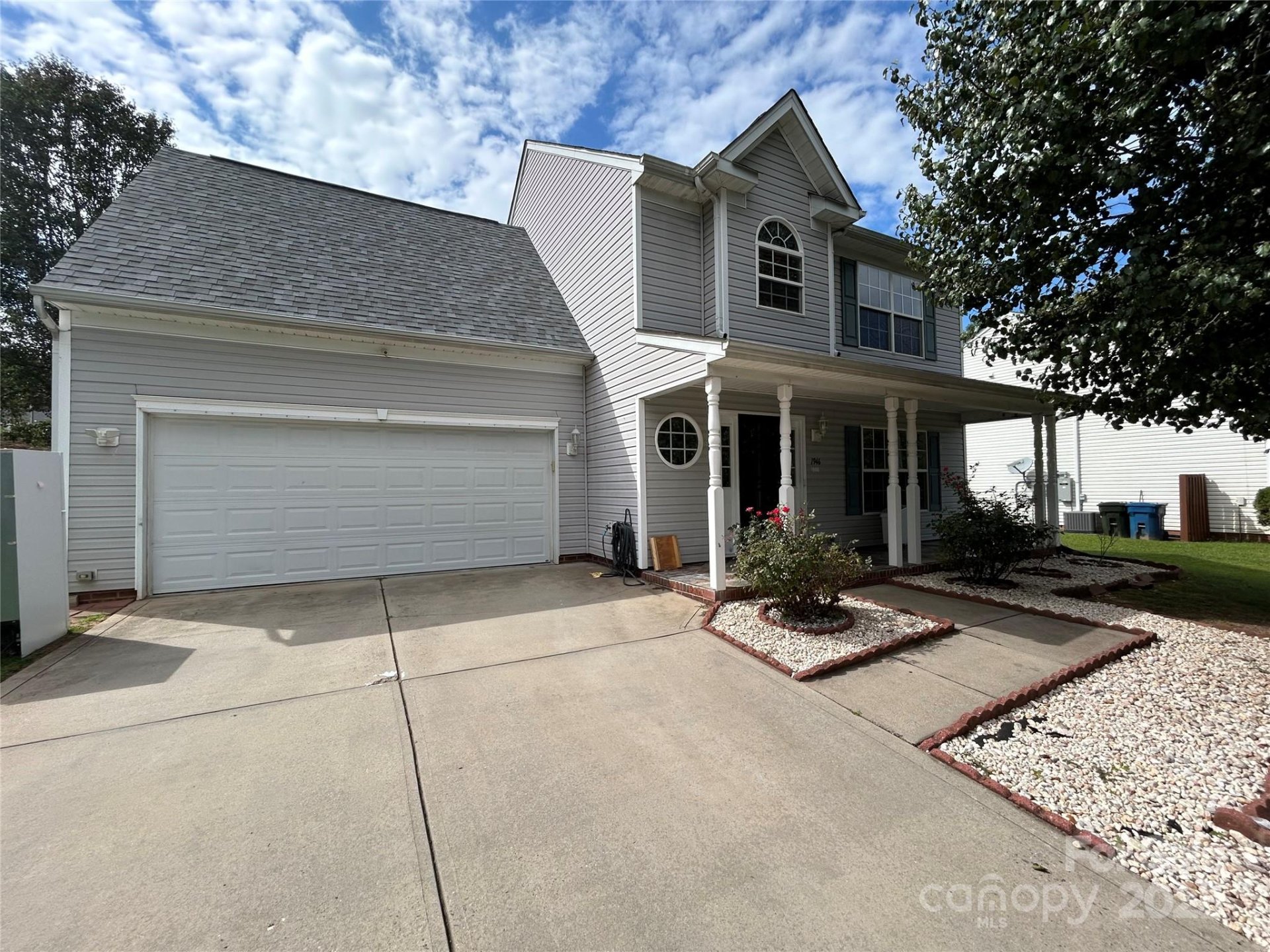 Property at 1946 9th Street Place, Hickory, NC 28602