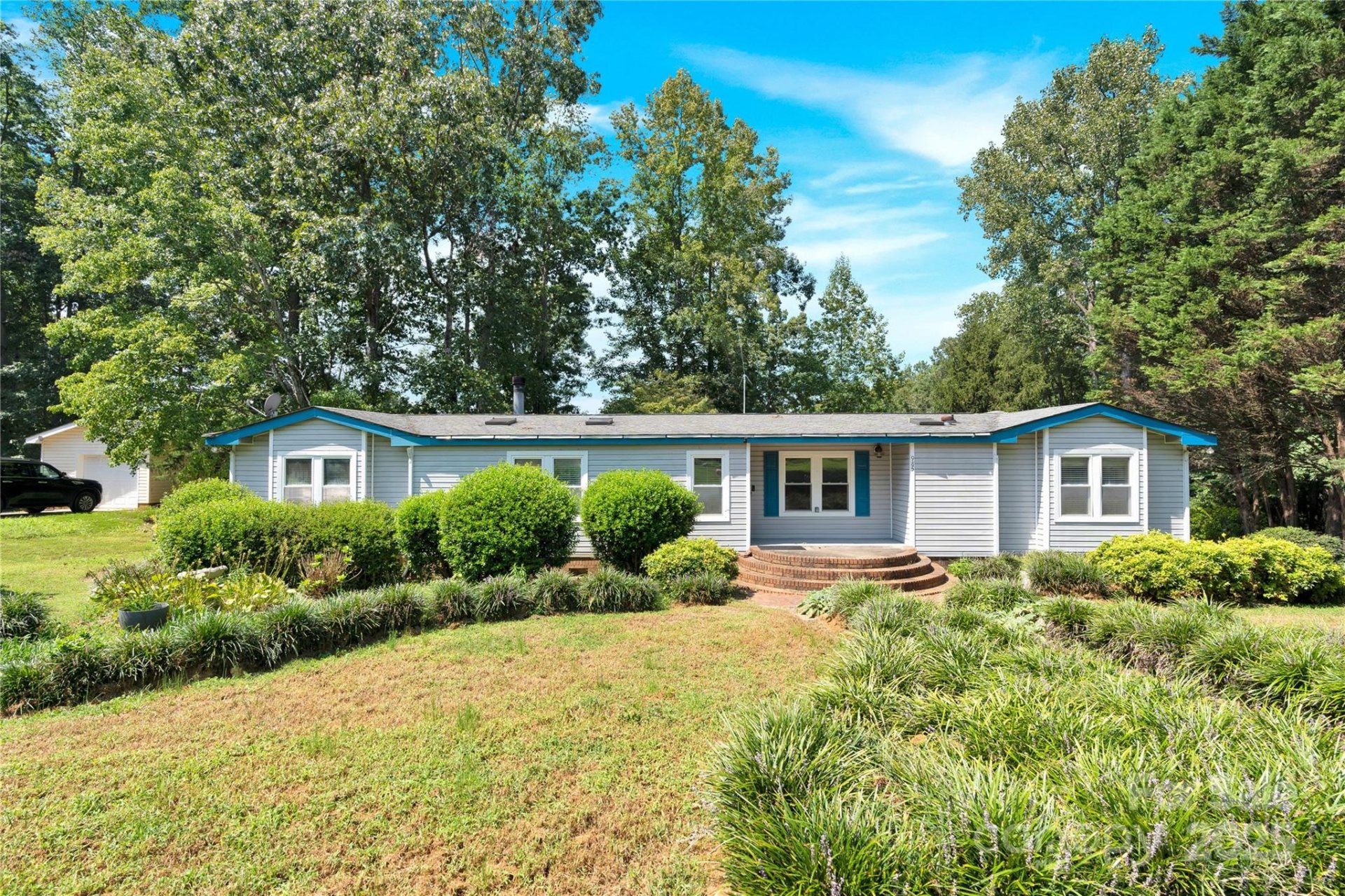 Property at 985 Sentinal Oaks Drive, Clover, SC 29710