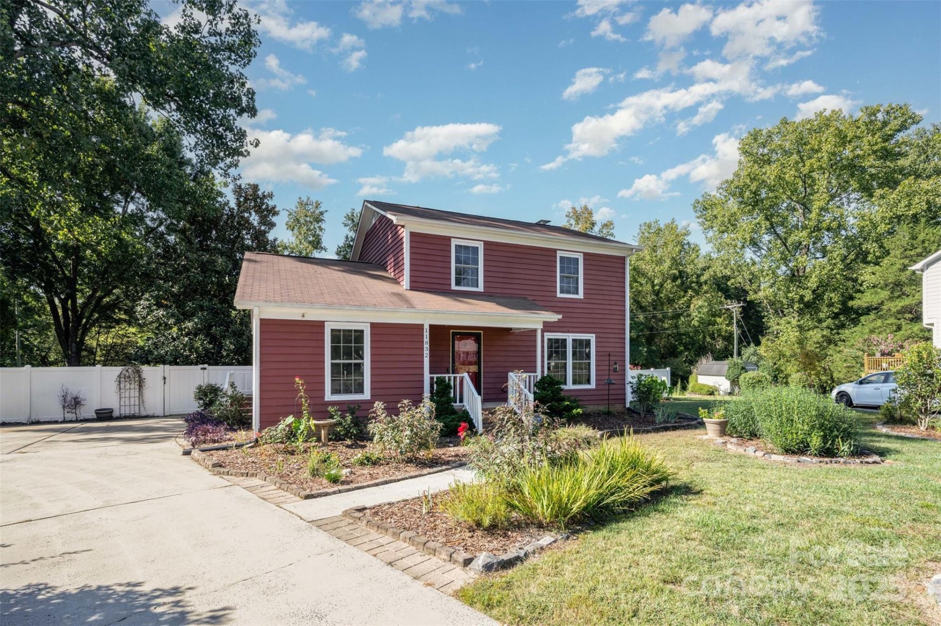 Property at 11832 Laurel Grove Lane, Charlotte, NC 28226