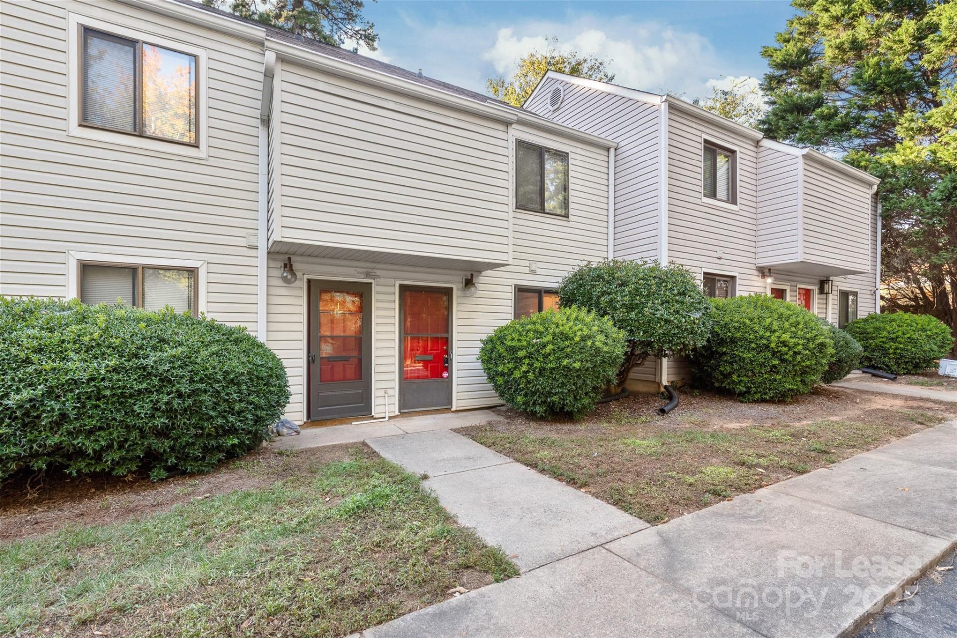 Property image 1 at 951 Hollywood Street, Charlotte, NC 28211