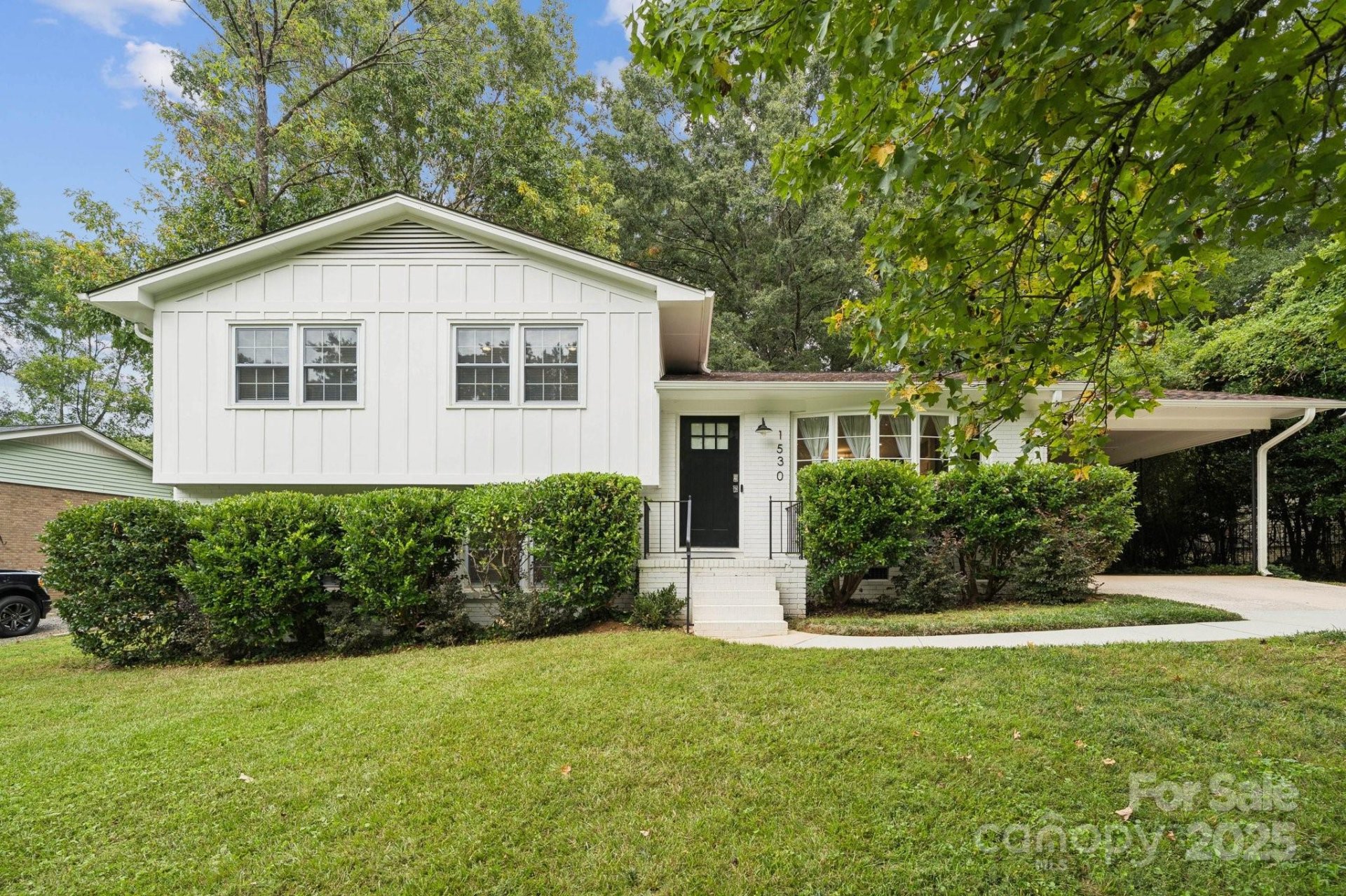 Property at 1530 Barberry Court, Charlotte, NC 28211