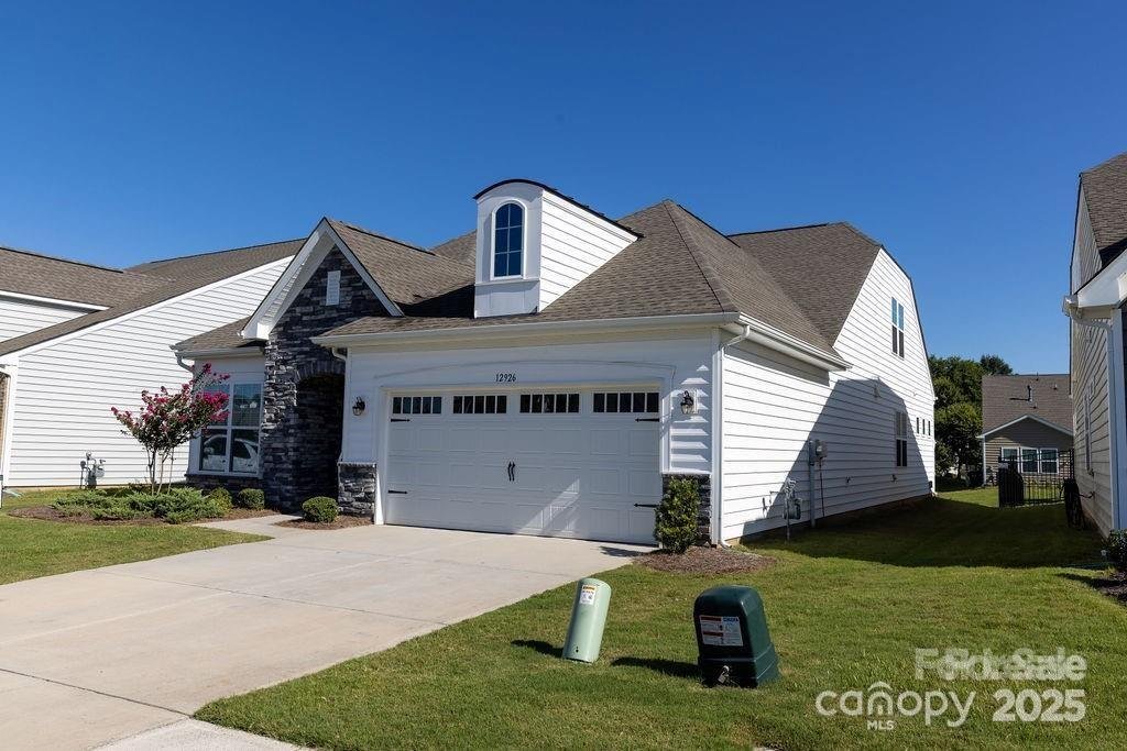 Property at 12926 Canterbury Castle Drive, Charlotte, NC 28273