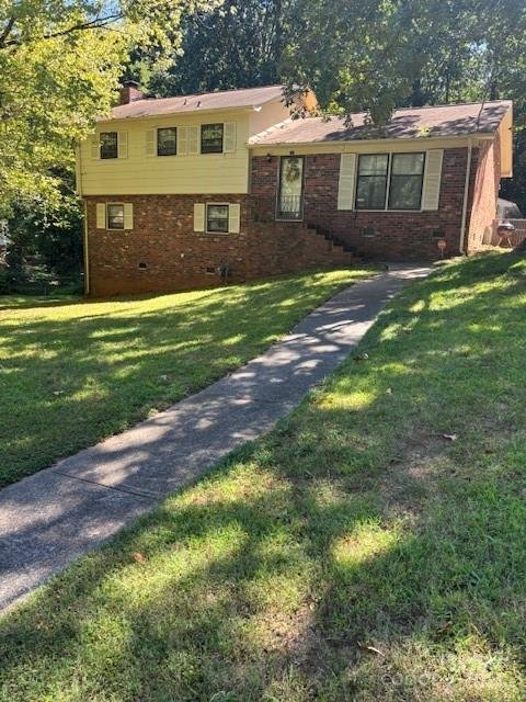 Property image 1 at 931 Pineborough Road, Charlotte, NC 28212