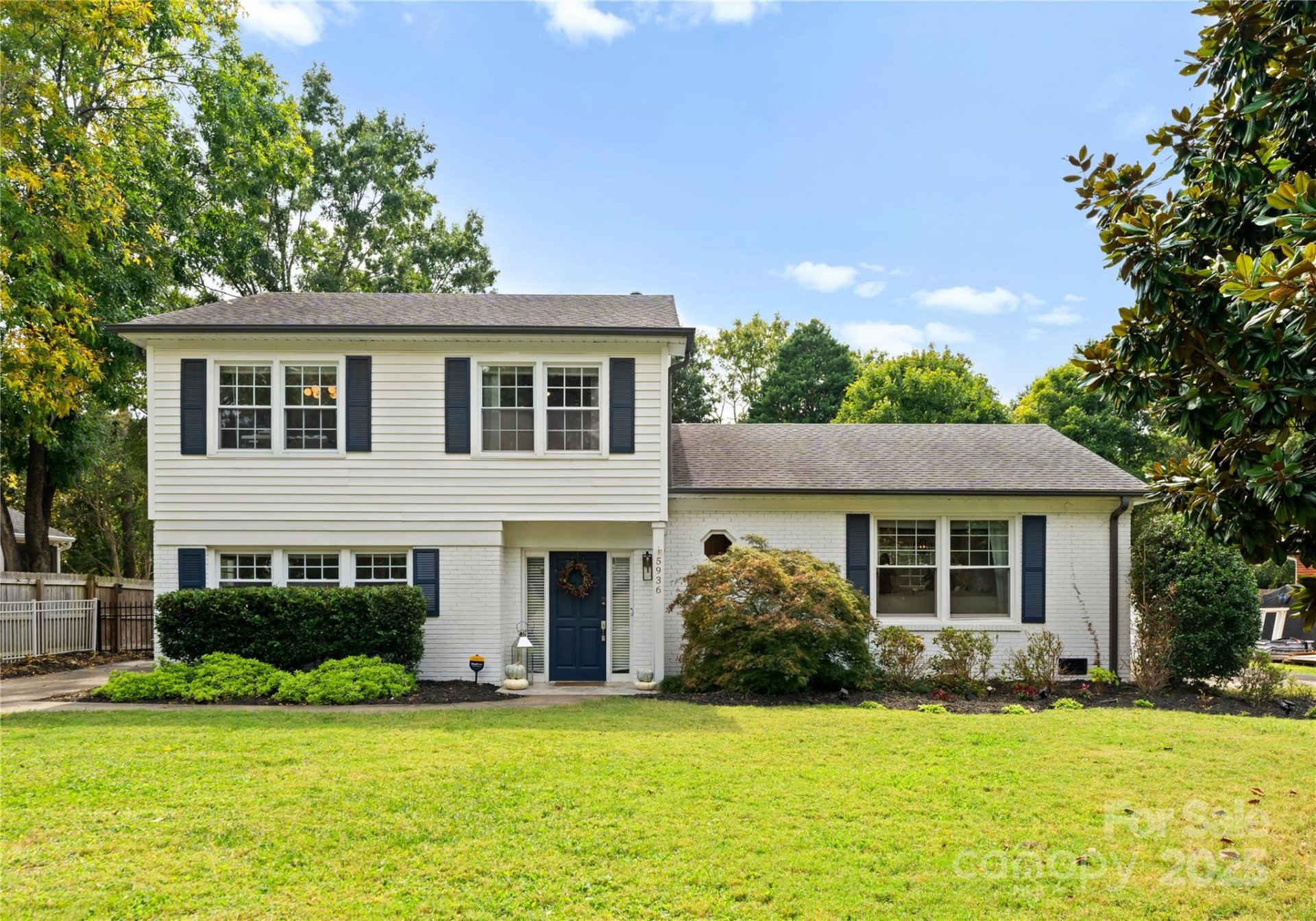 Property at 5936 Charing Place, Charlotte, NC 28211