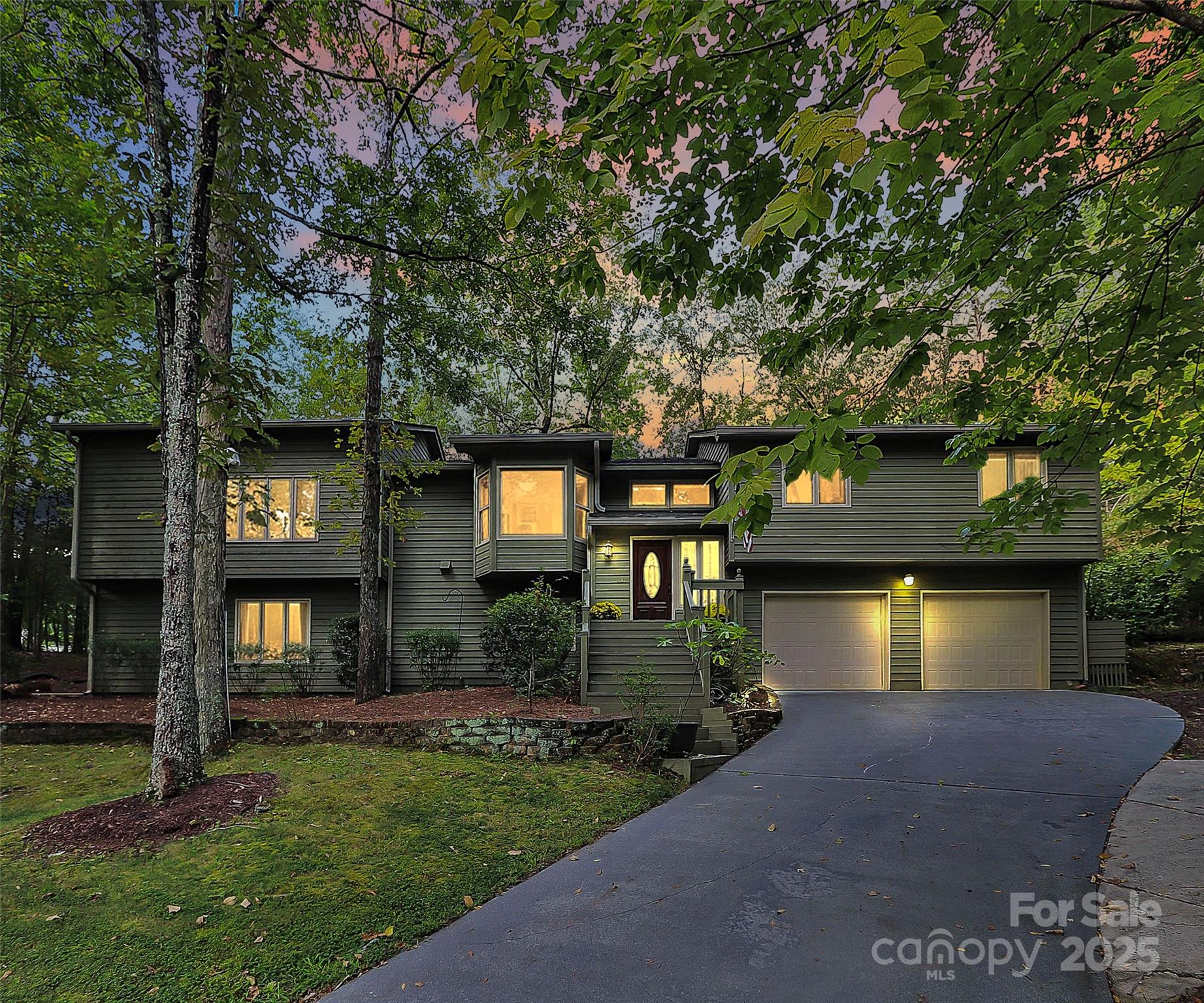 Property at 16 Woodvine Lane, Clover, SC 29710