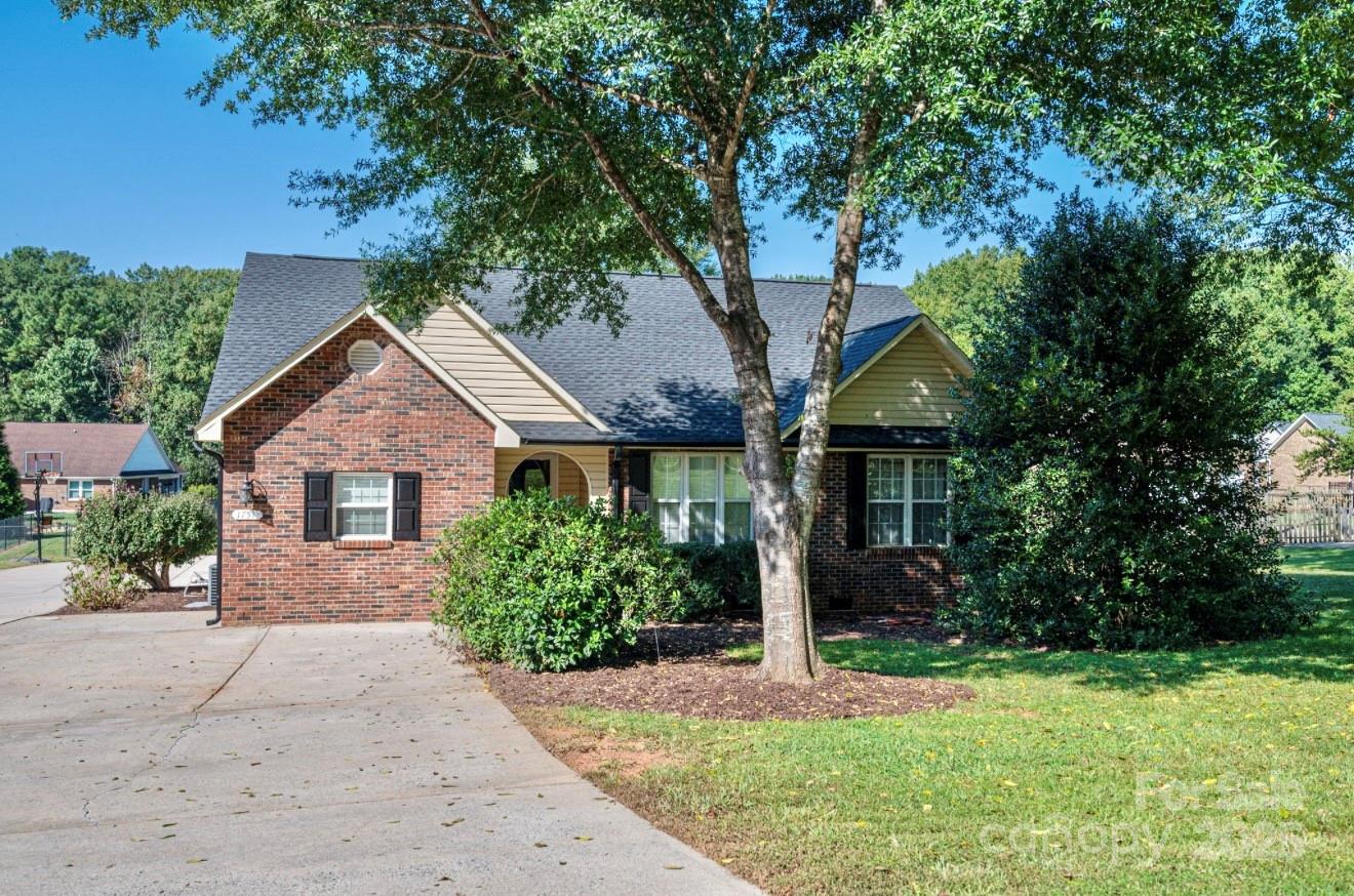 Property at 1751 Knights Drive, Denver, NC 28037