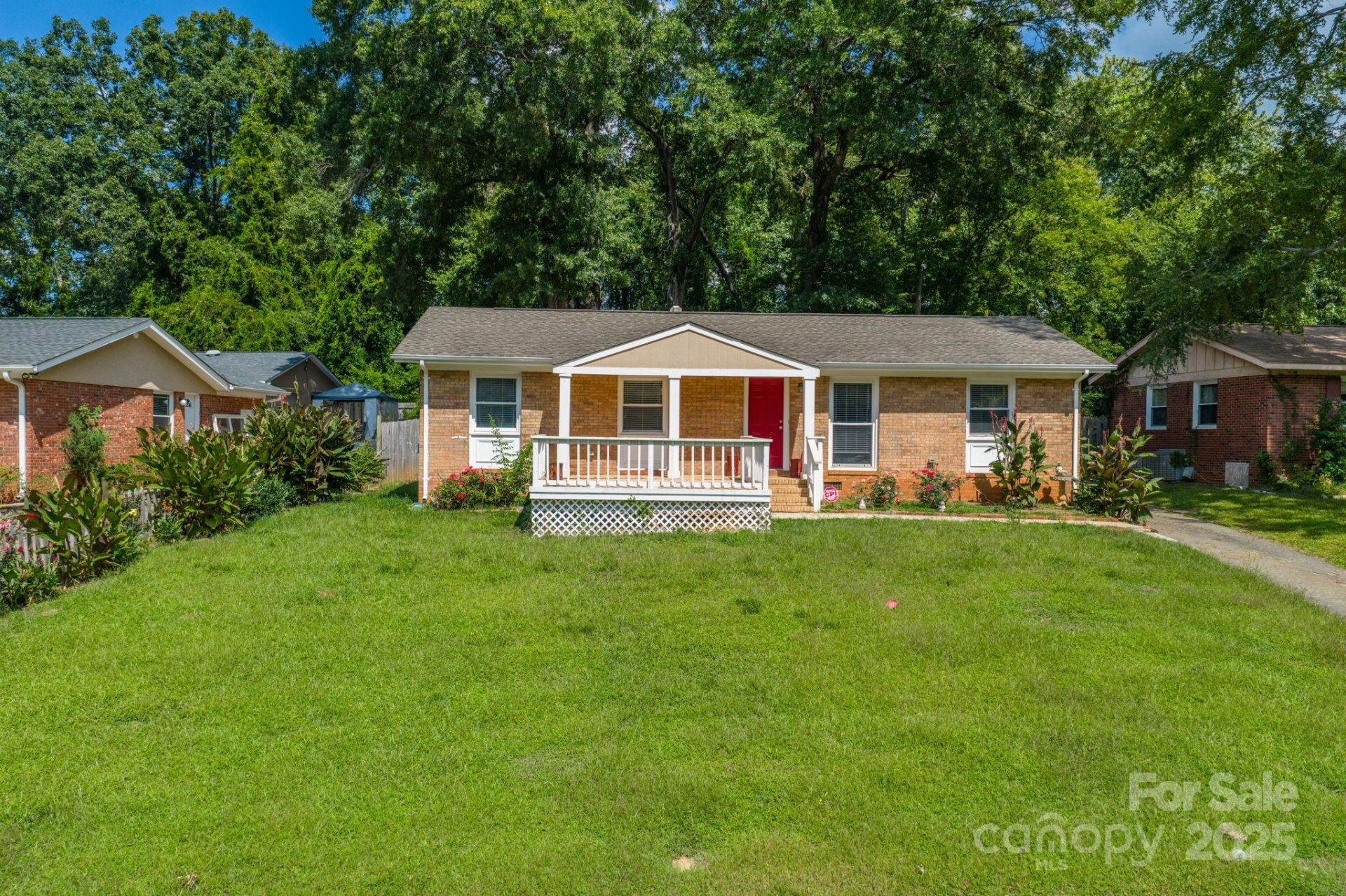 Property at 1009 Dunleigh Drive, Charlotte, NC 28214
