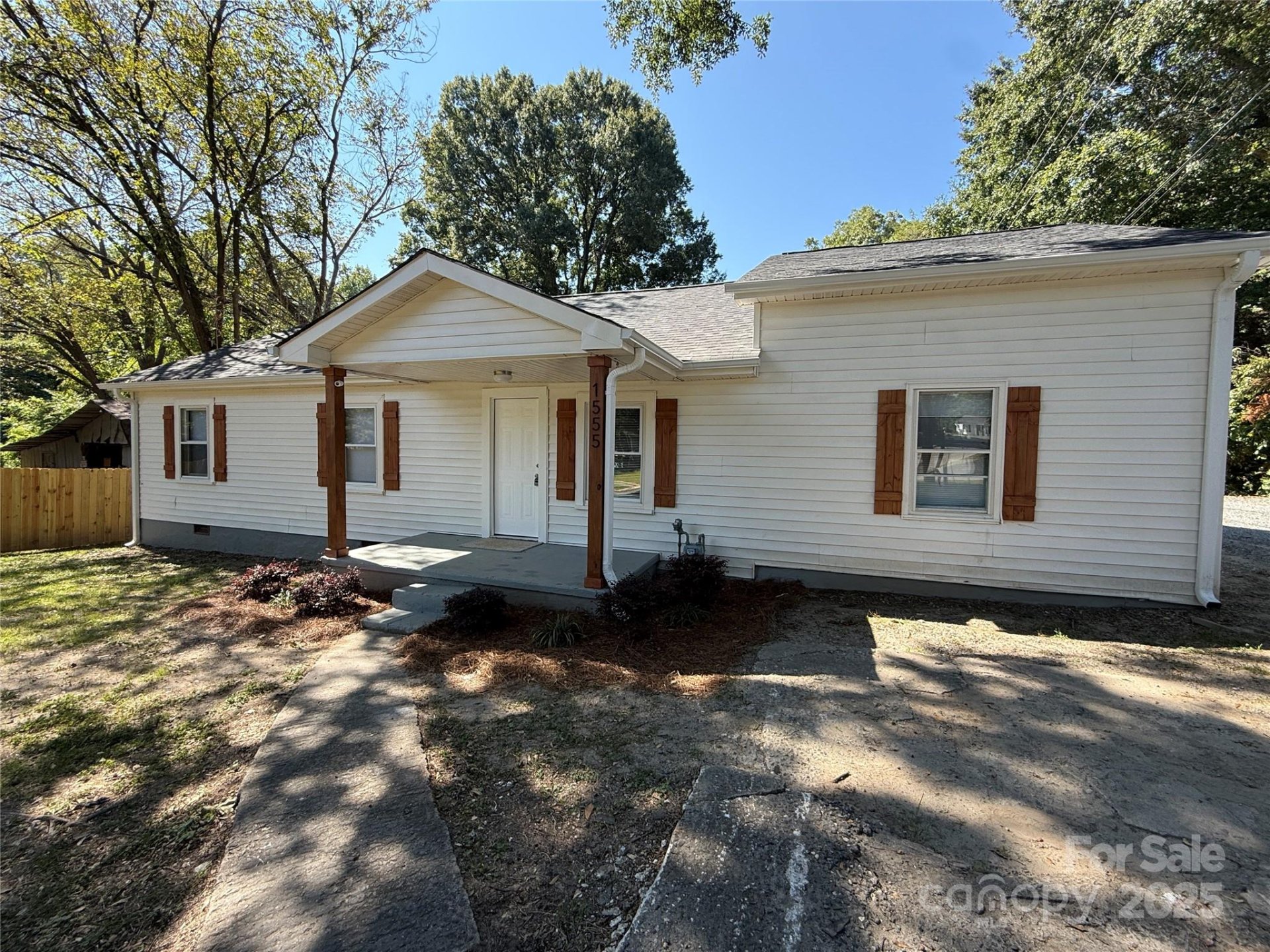 Property at 1555 Collinston Drive, Gastonia, NC 28052