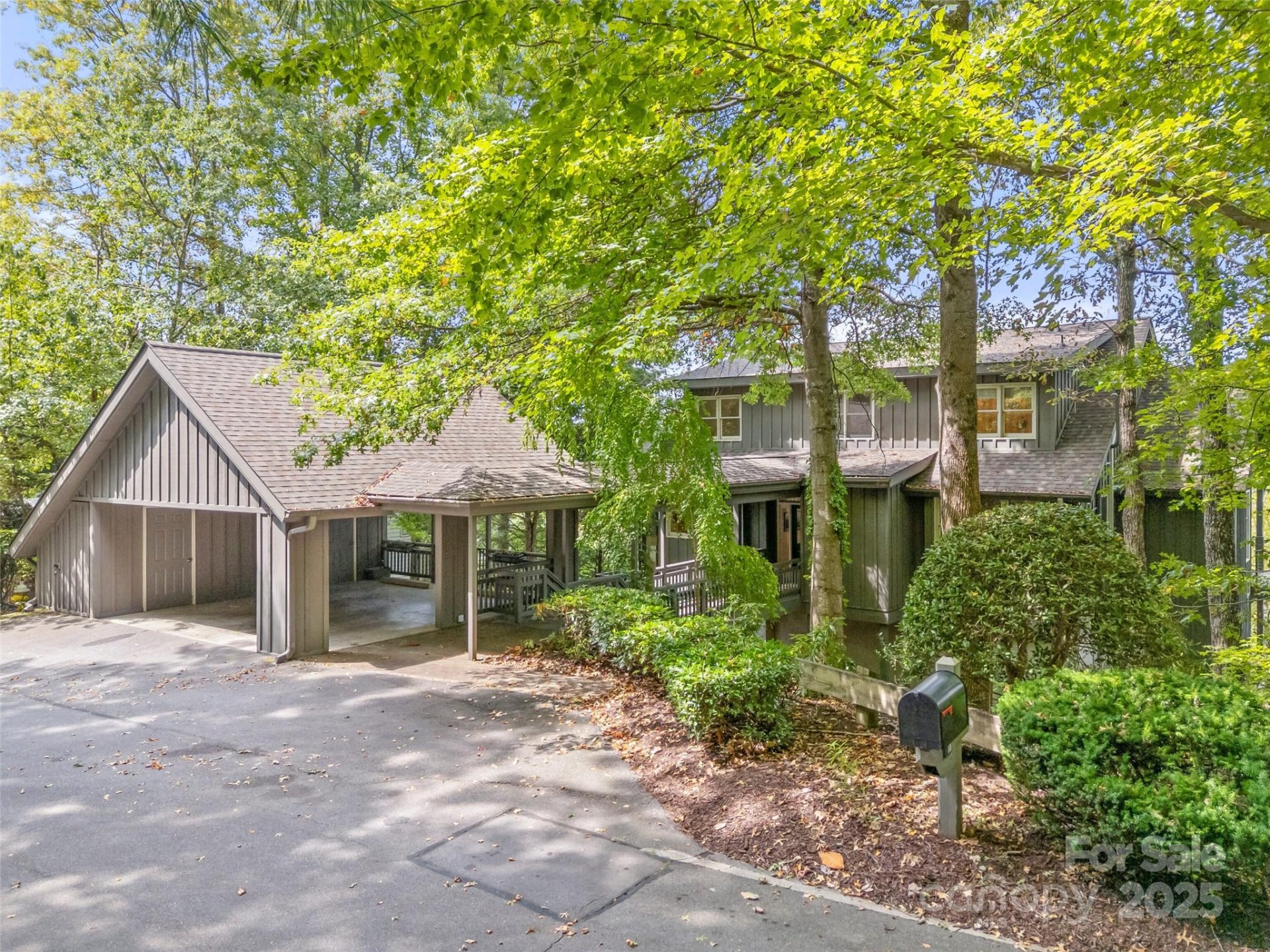 Property at 18 Wild Ivy Run, Hendersonville, NC 28739