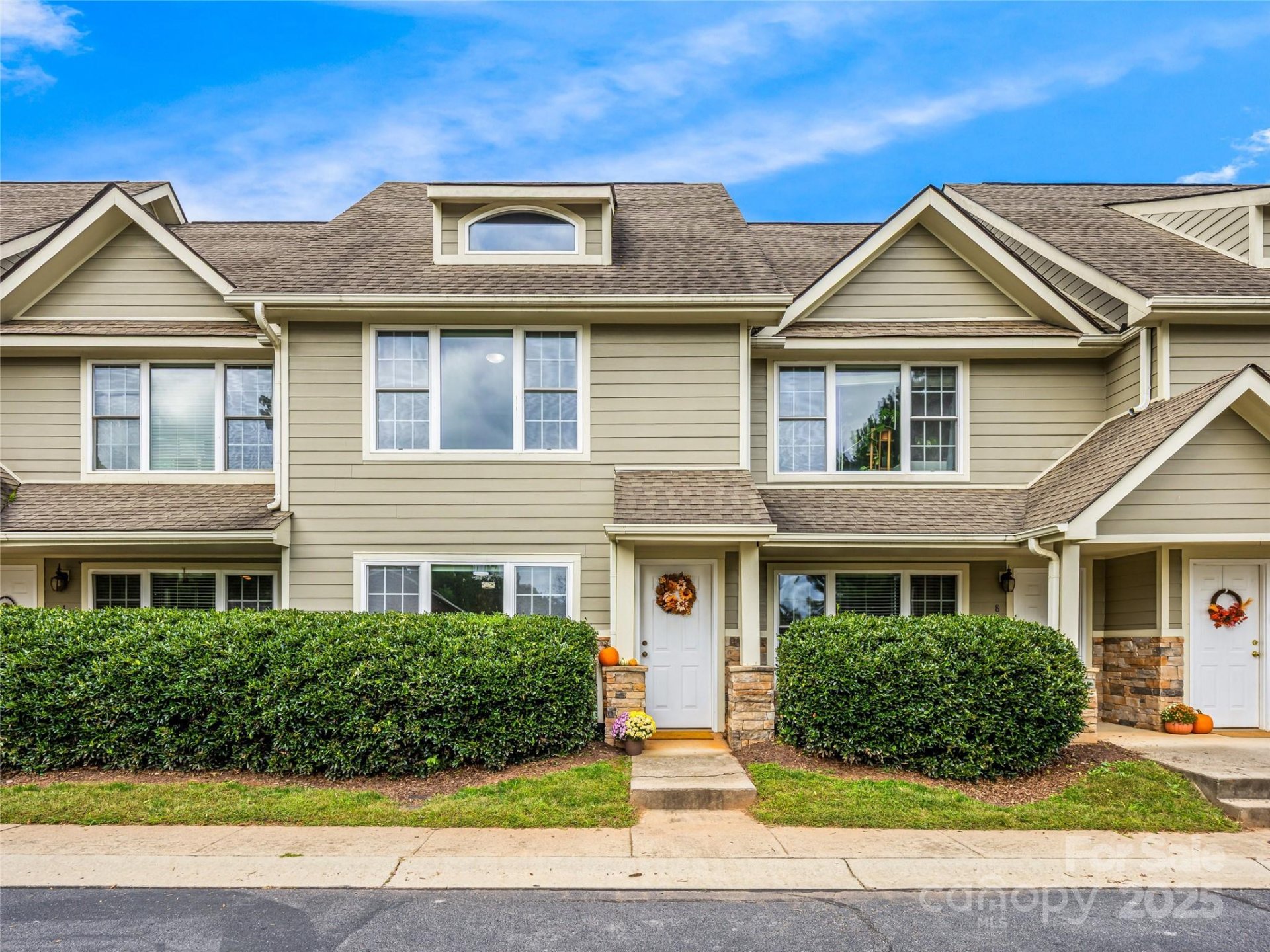 Property at 6 Rotunda Circle, Asheville, NC 28806